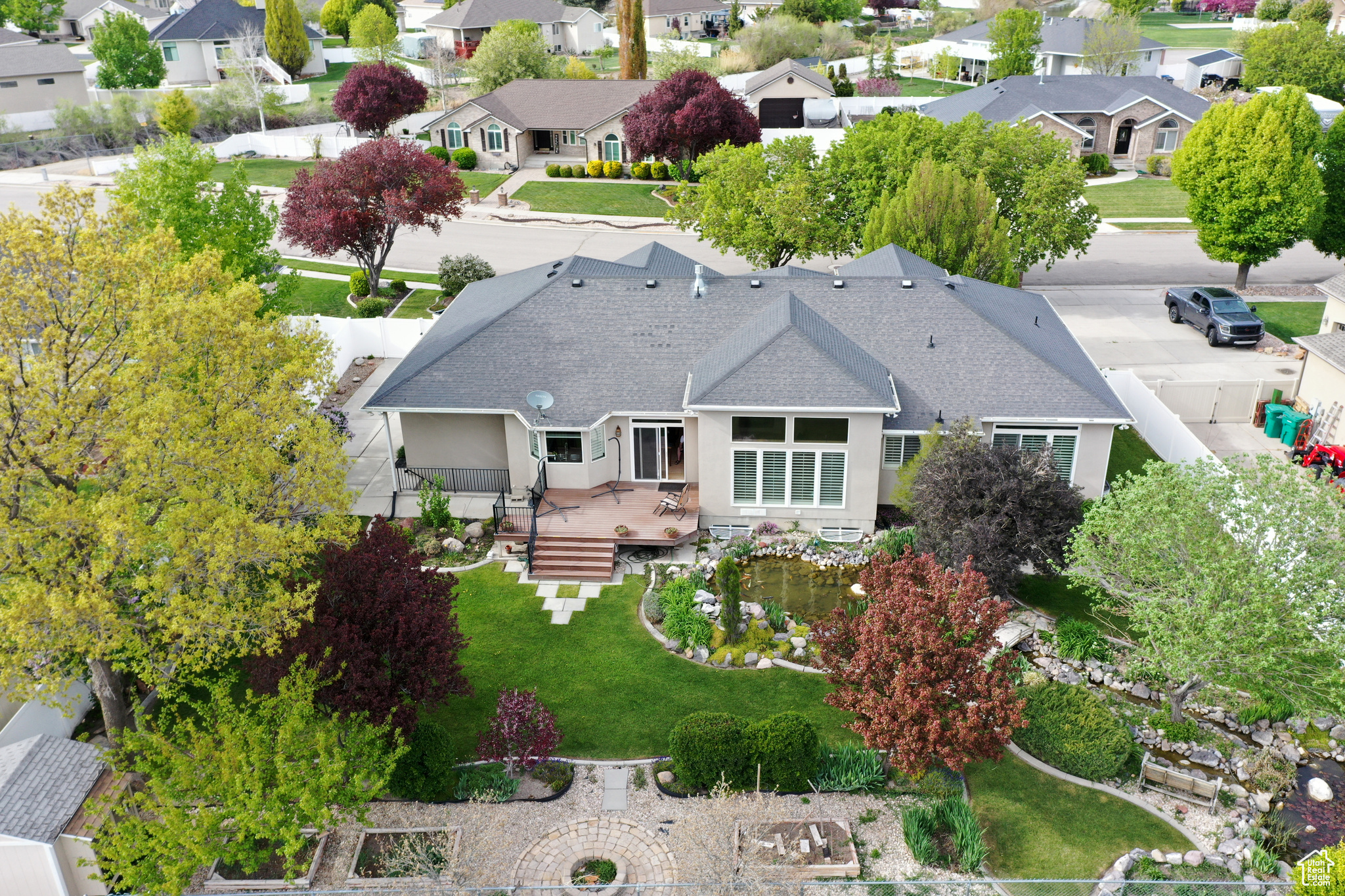 2313 W 11625 S