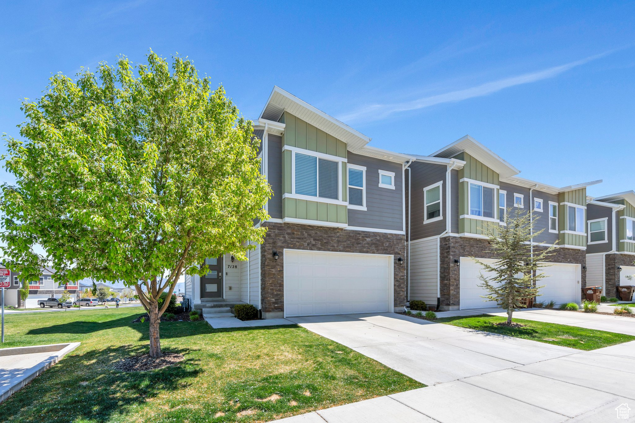 7128 N MOUNTAIN FIELD DR