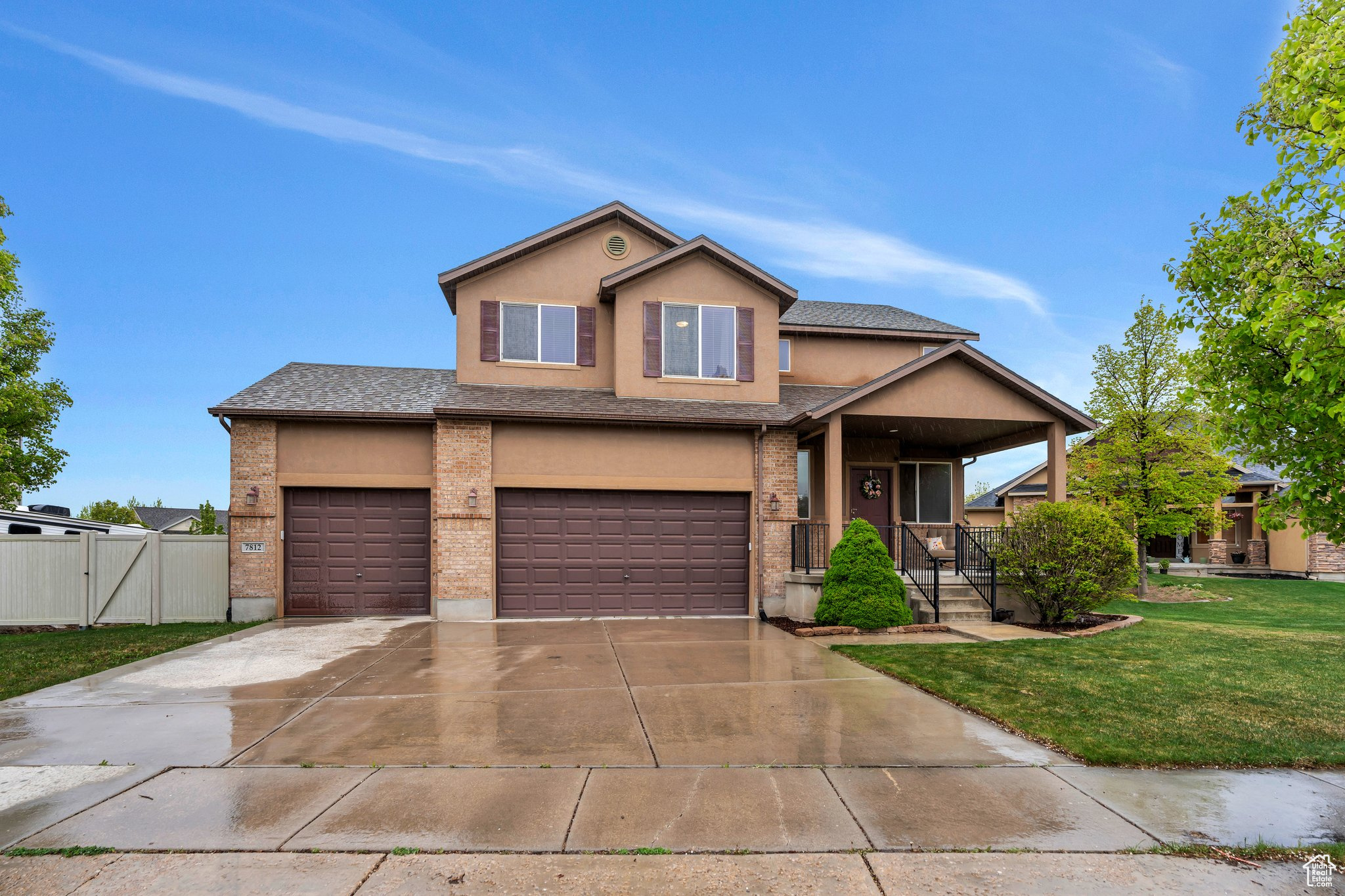 7812 N CRESTWOOD CIR