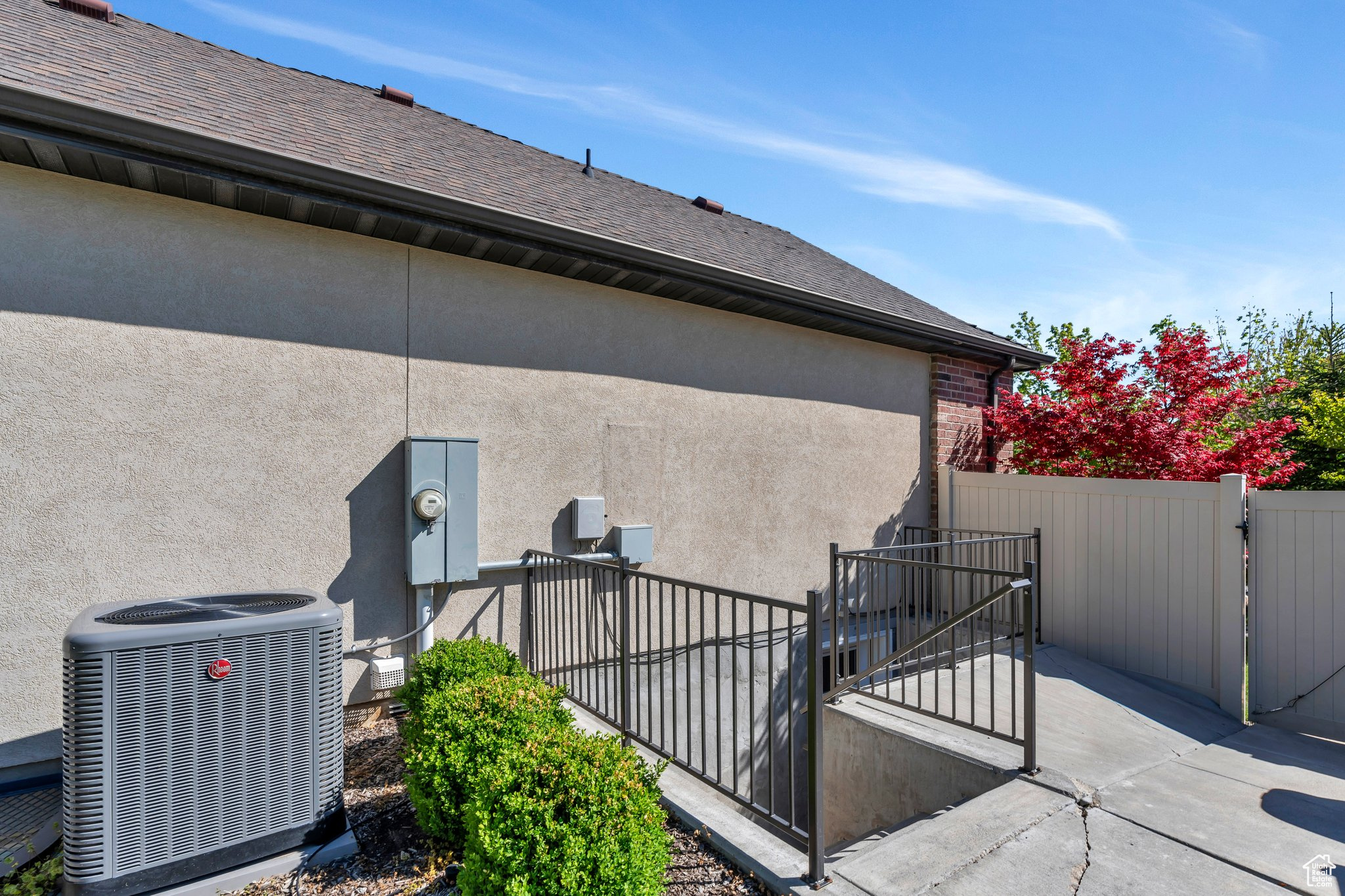 3373 W CANYON MEADOW DR