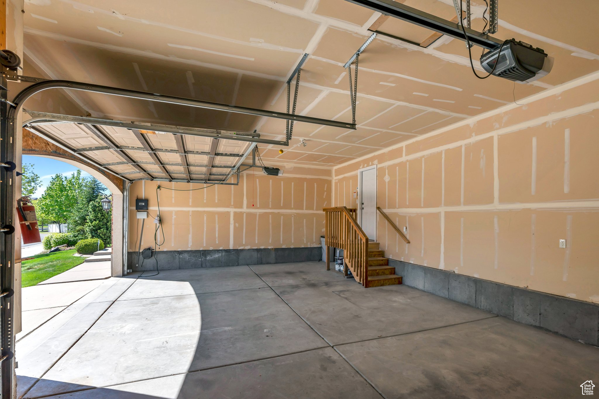 3373 W CANYON MEADOW DR