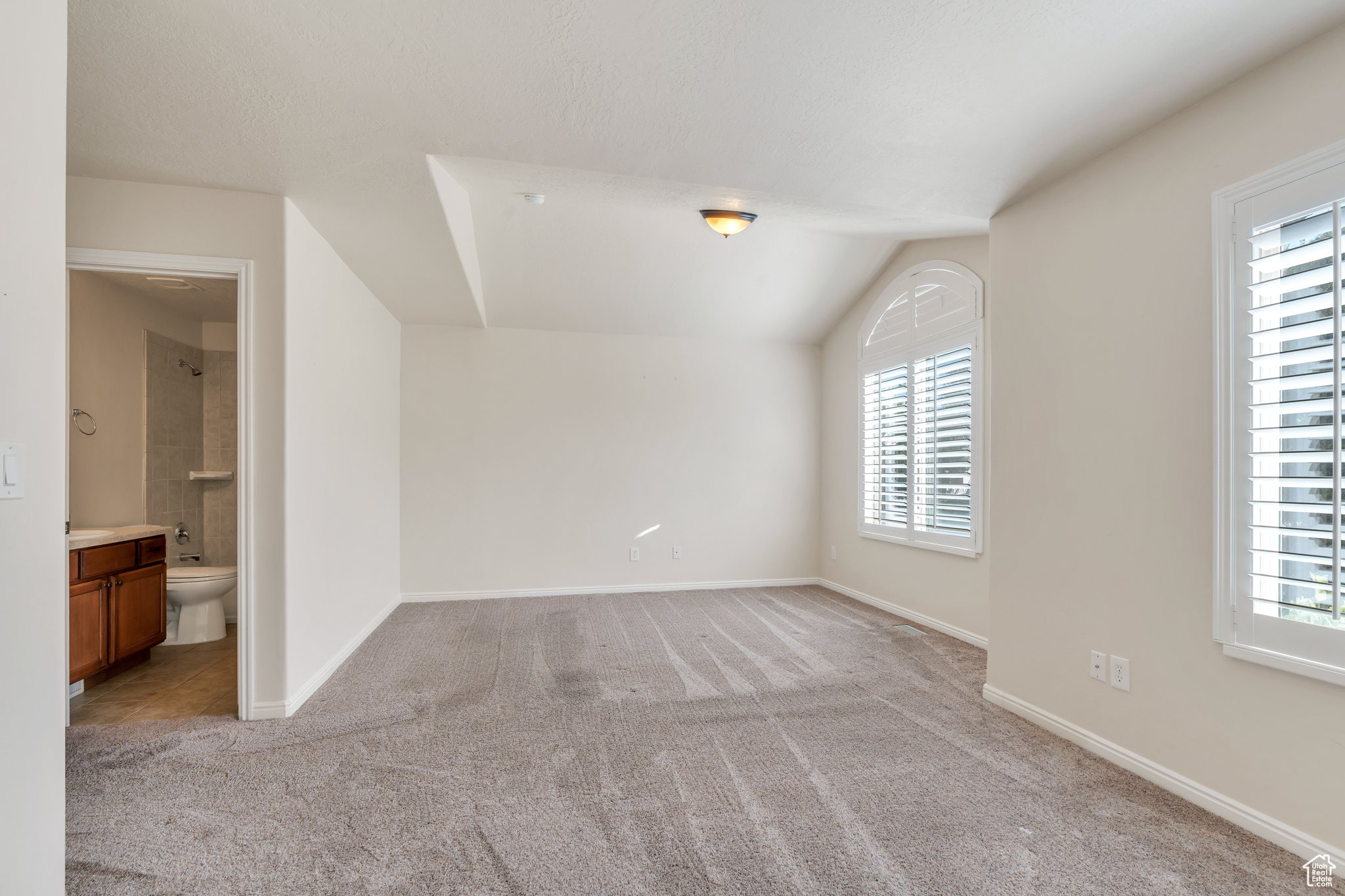 3373 W CANYON MEADOW DR