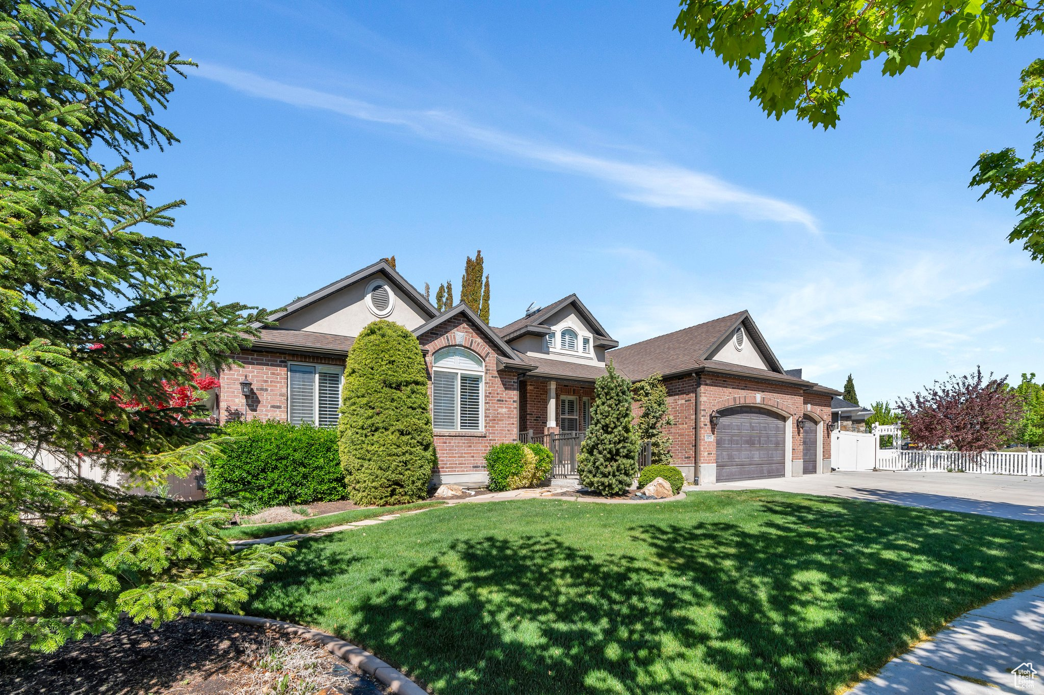 3373 W CANYON MEADOW DR