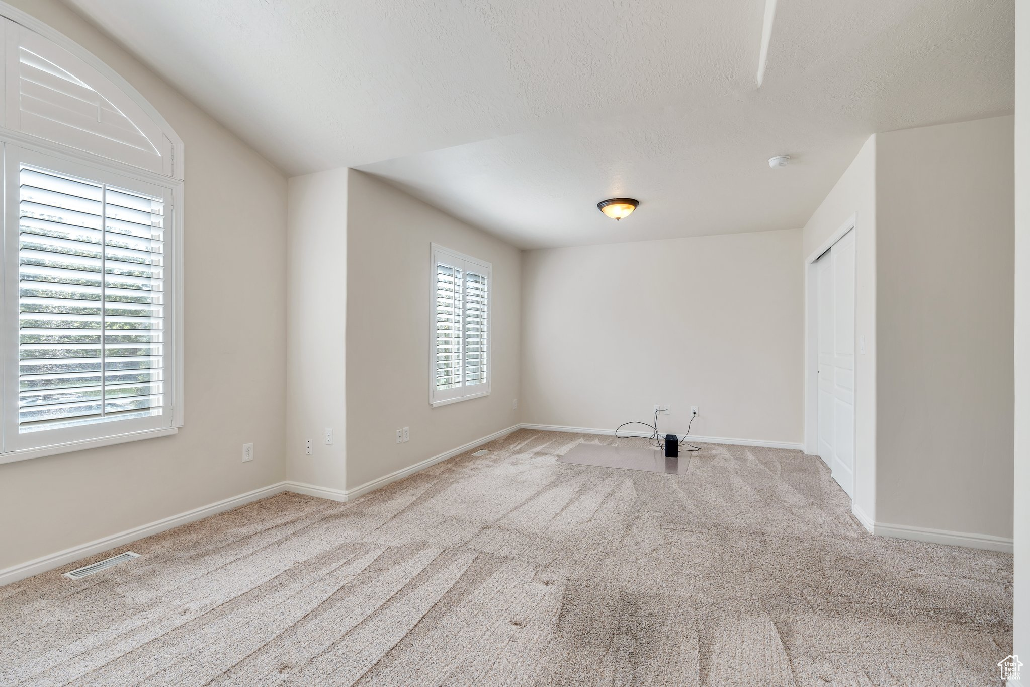 3373 W CANYON MEADOW DR
