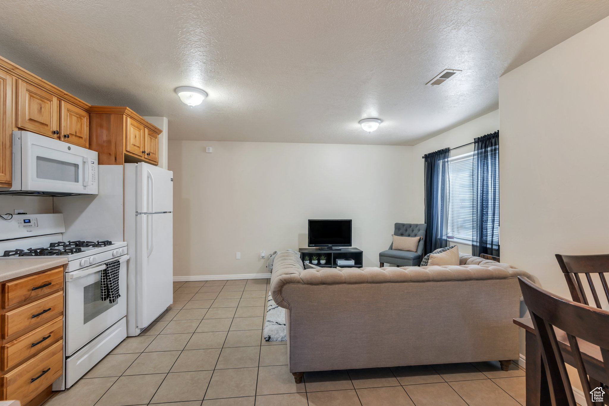 3373 W CANYON MEADOW DR