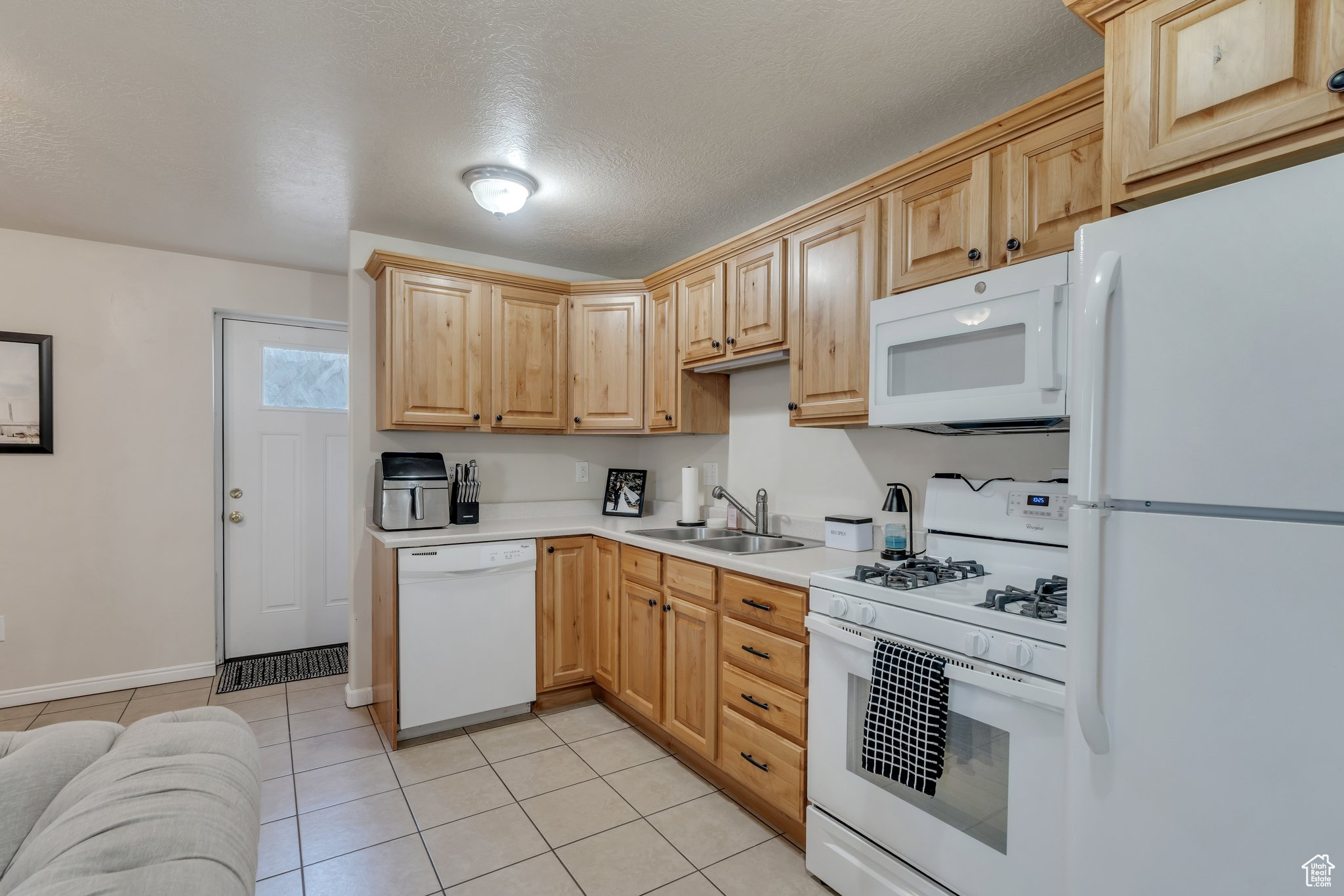 3373 W CANYON MEADOW DR