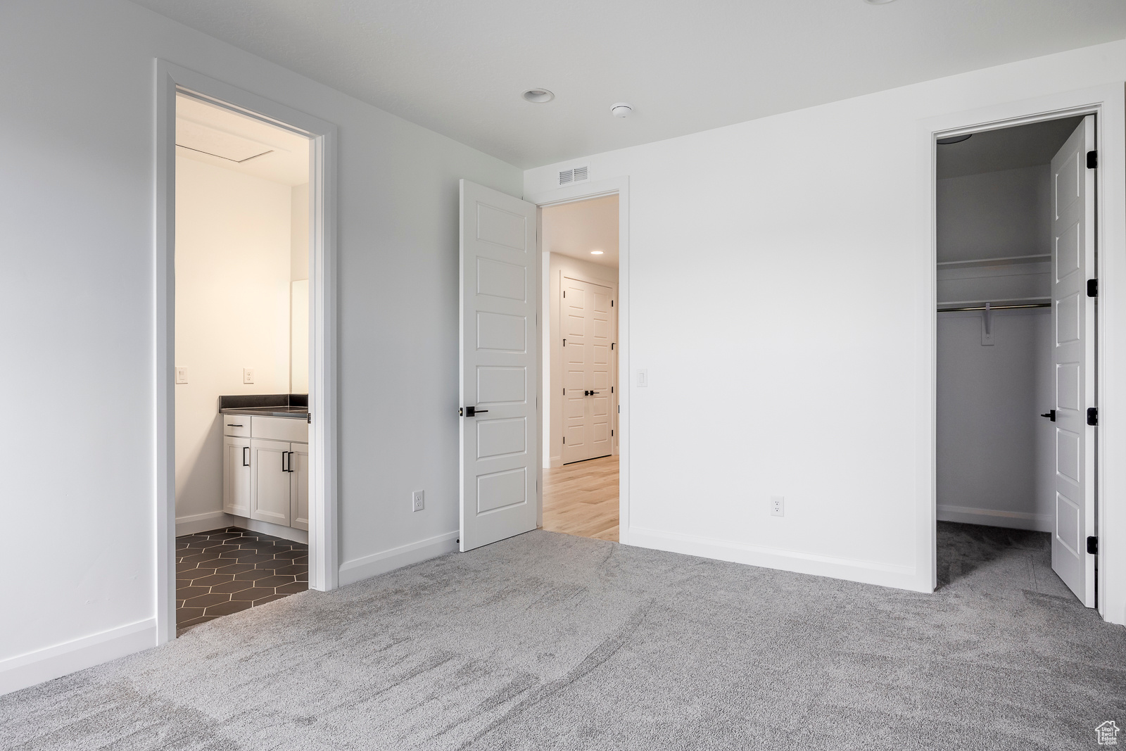 5081 W SEQUOIA CIR