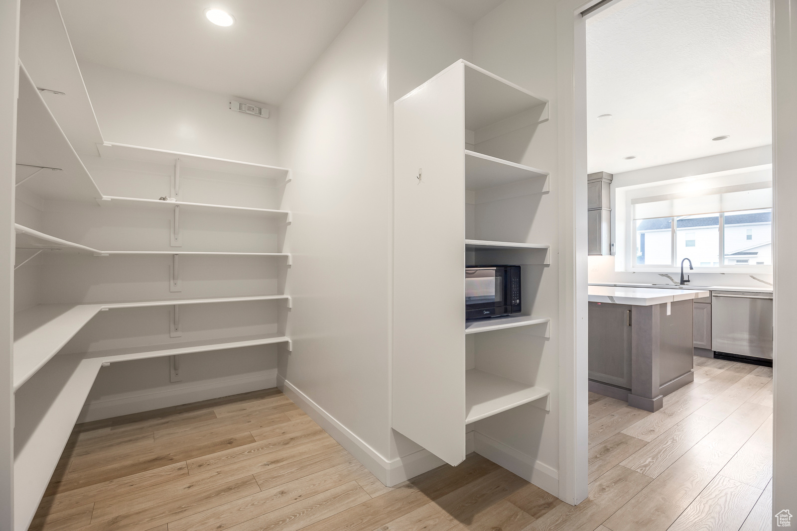 5081 W SEQUOIA CIR