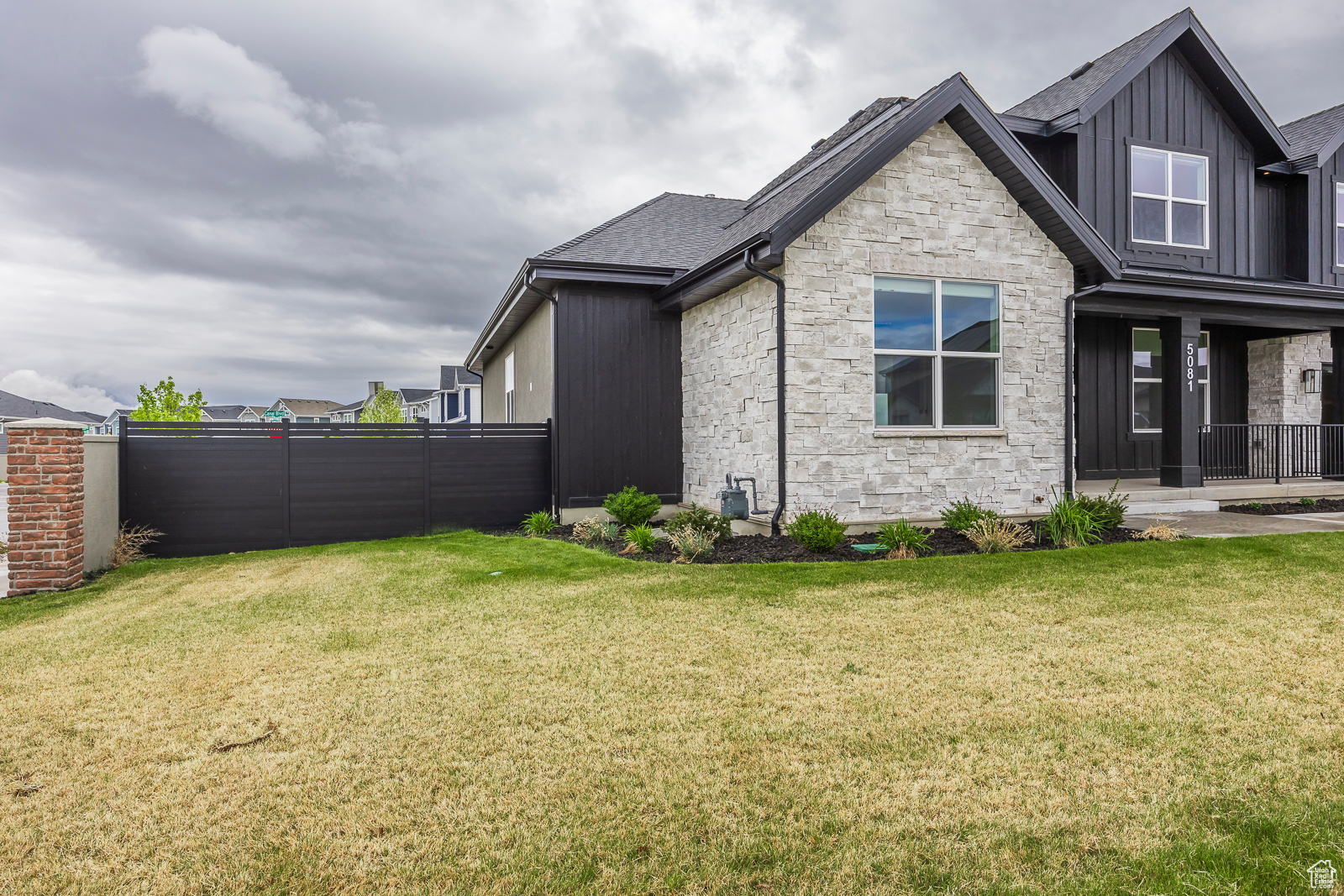 5081 W SEQUOIA CIR