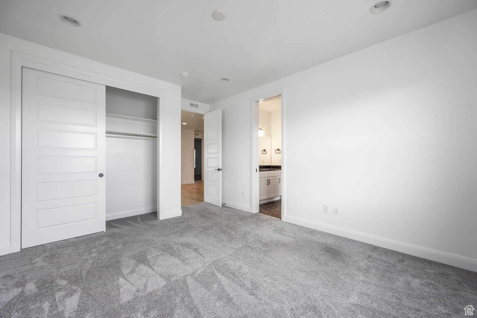 5081 W SEQUOIA CIR