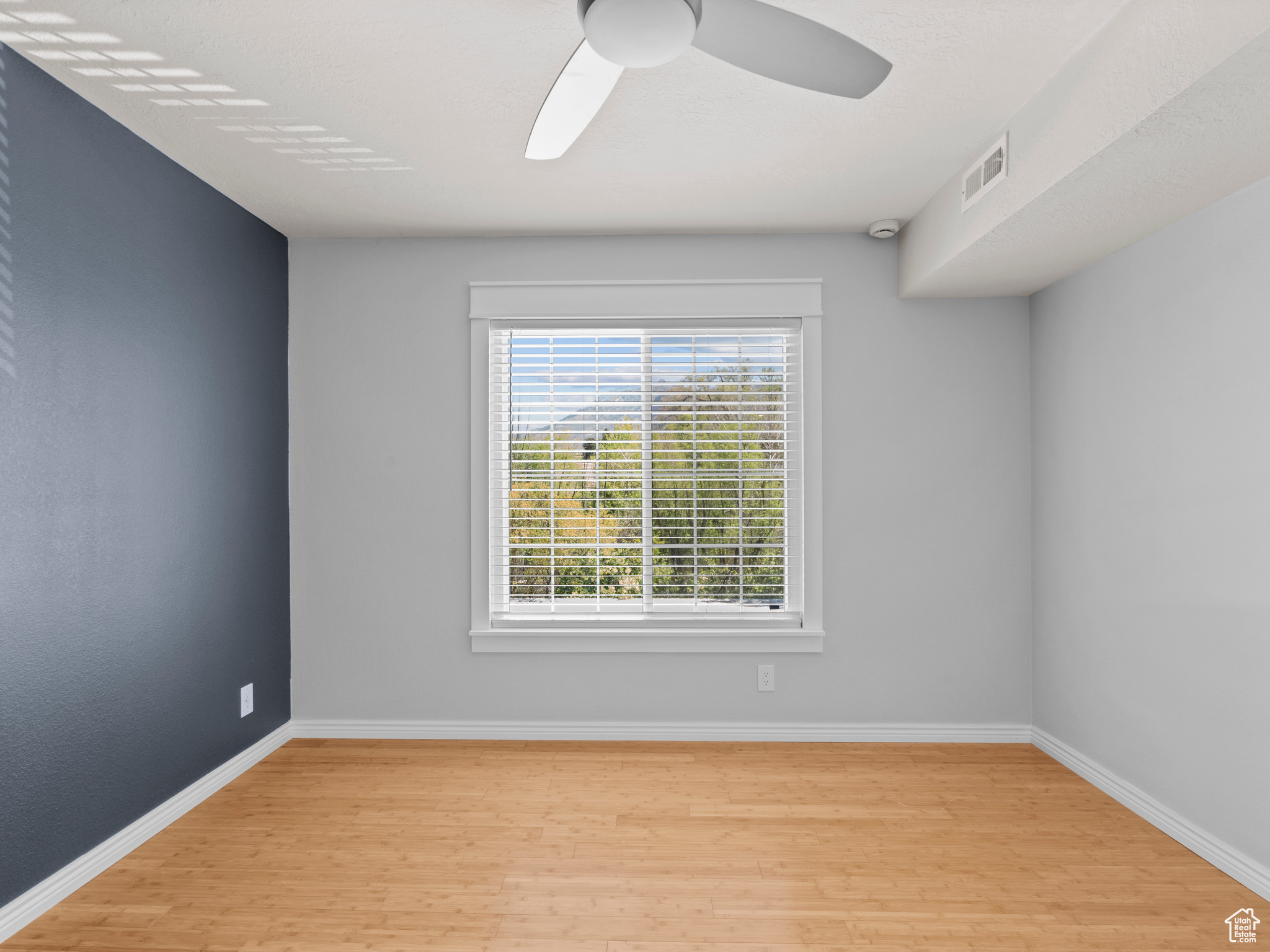 1216 E WATERSIDE CV #31