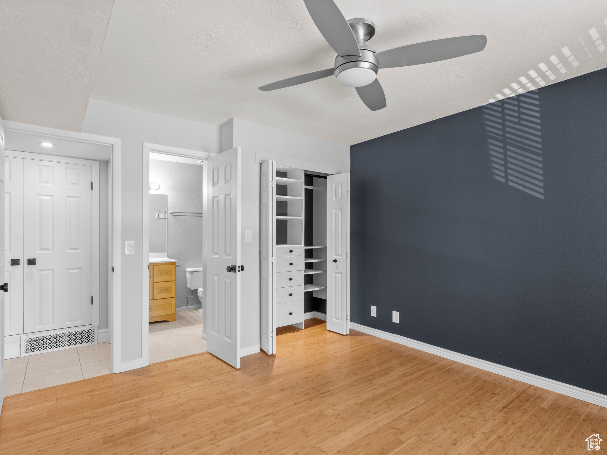 1216 E WATERSIDE CV #31