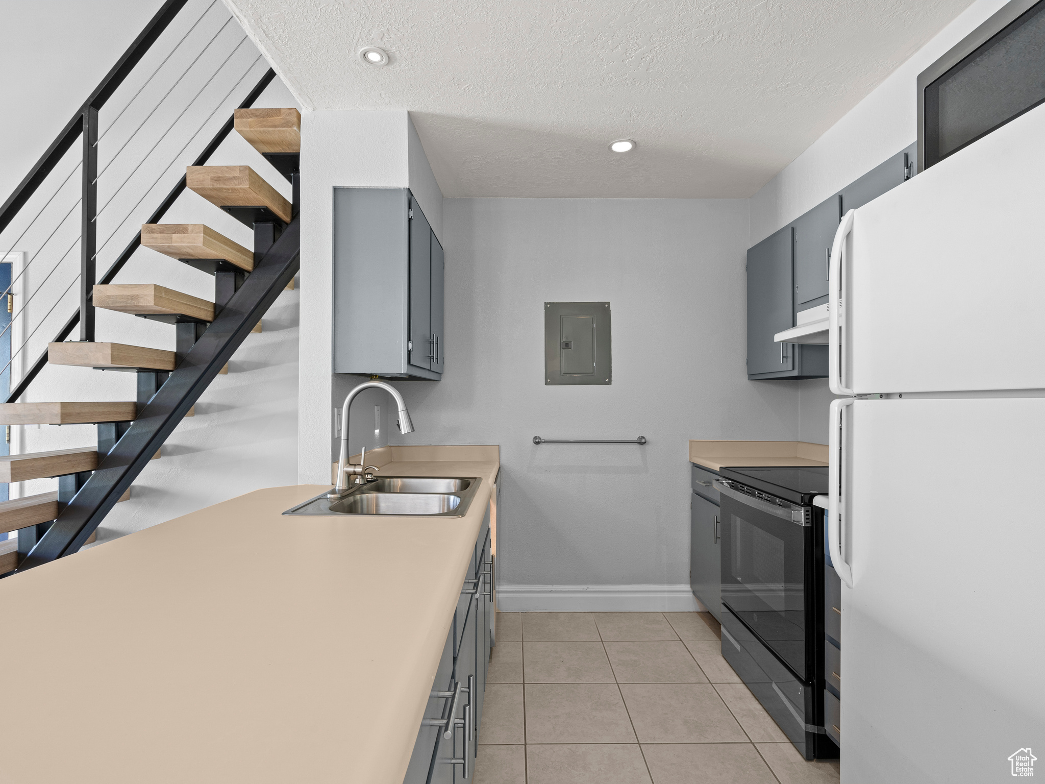 1216 E WATERSIDE CV #31