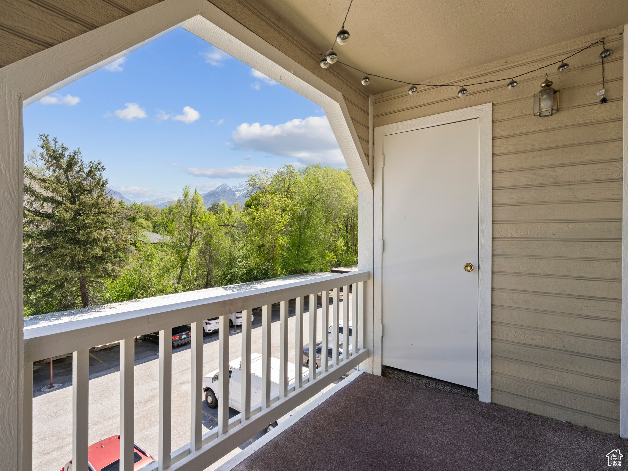 1216 E WATERSIDE CV #31