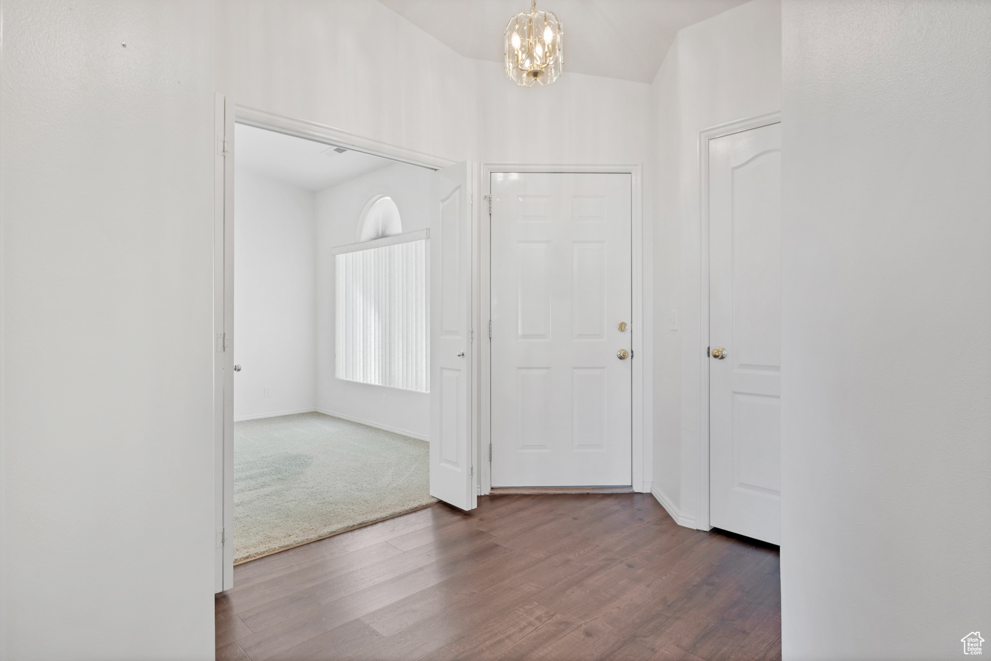 545 E PADRE DR
