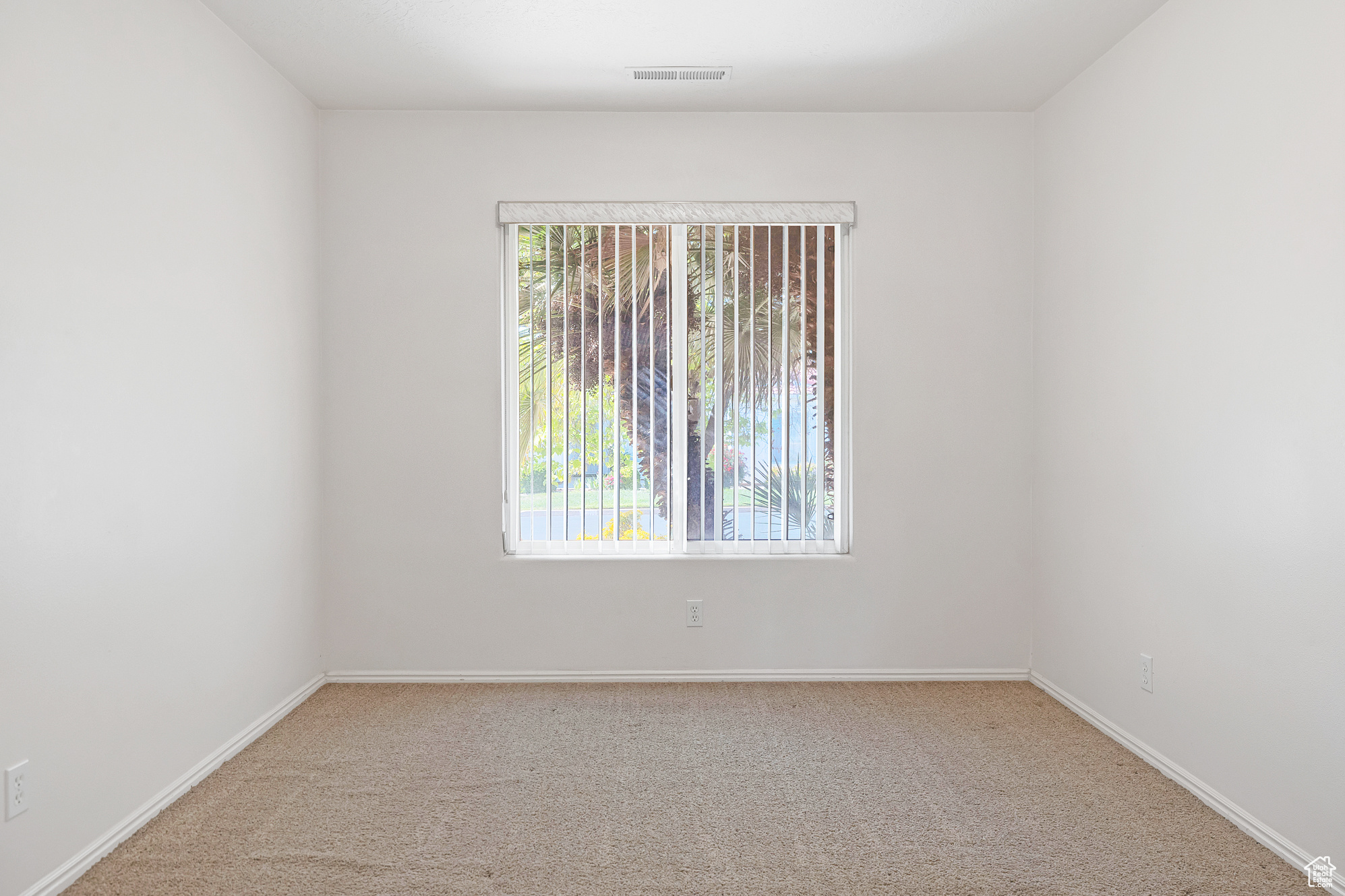 545 E PADRE DR