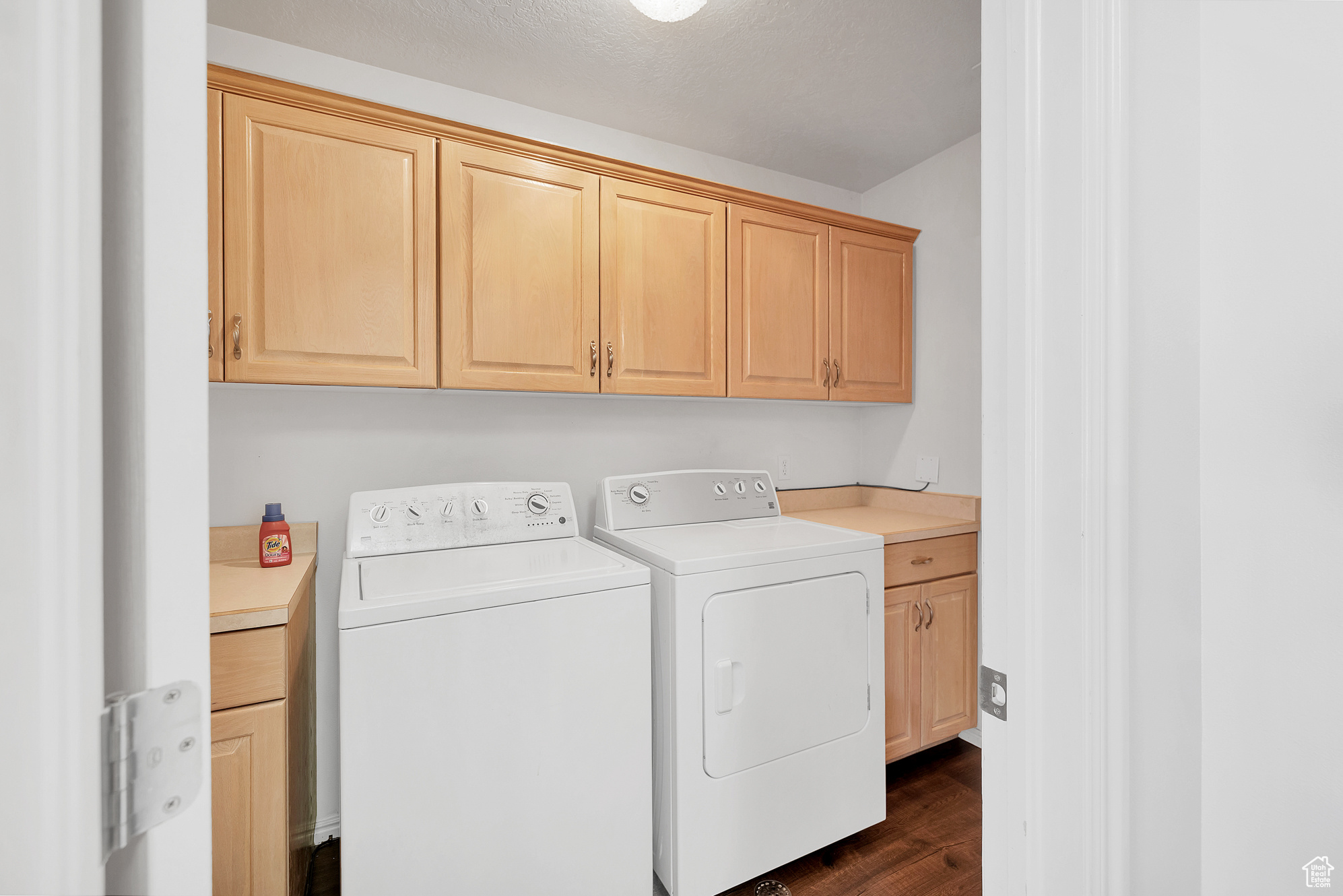 545 E PADRE DR