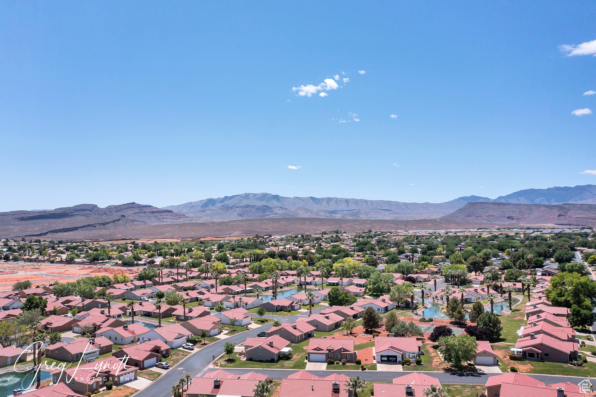 545 E PADRE DR