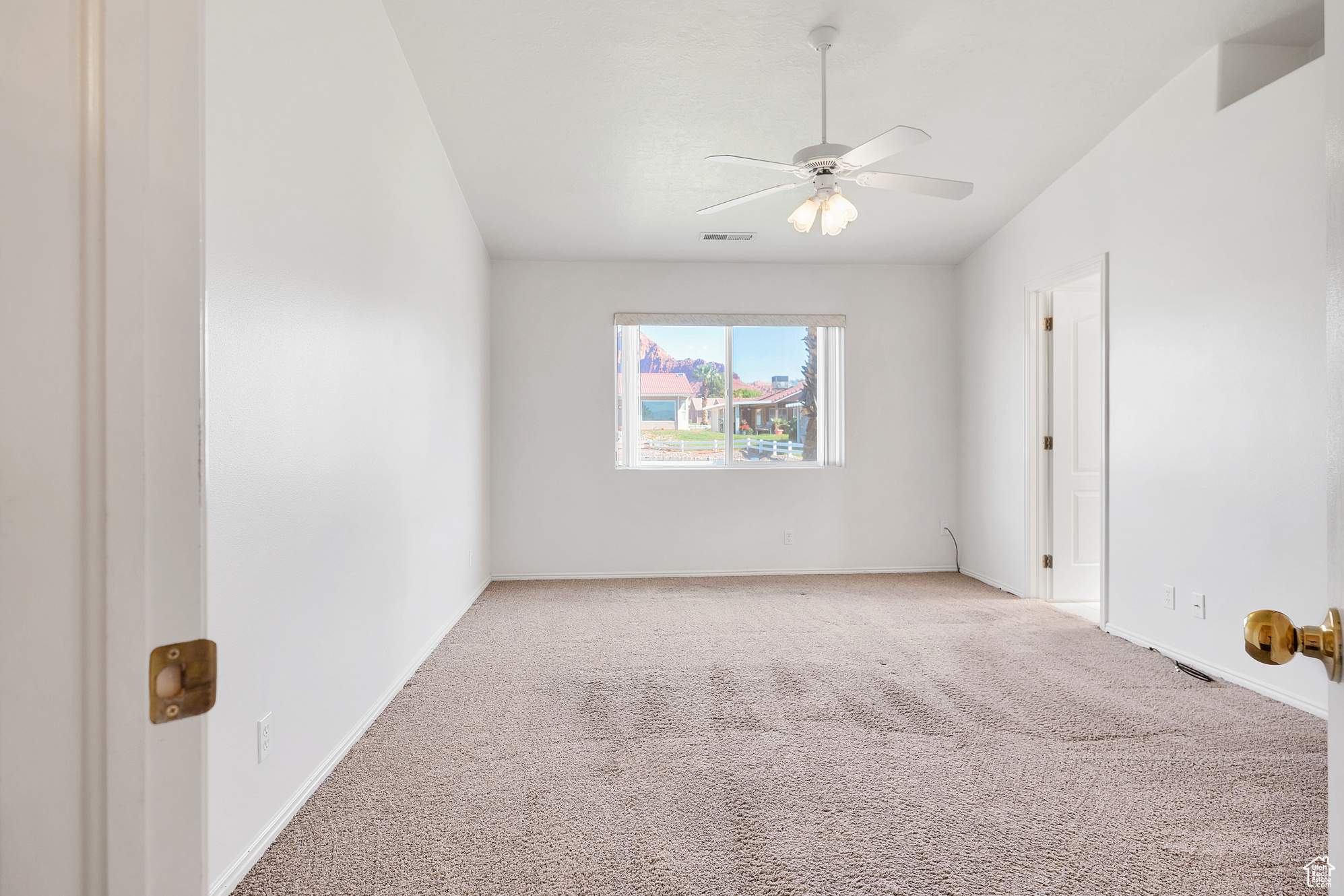545 E PADRE DR