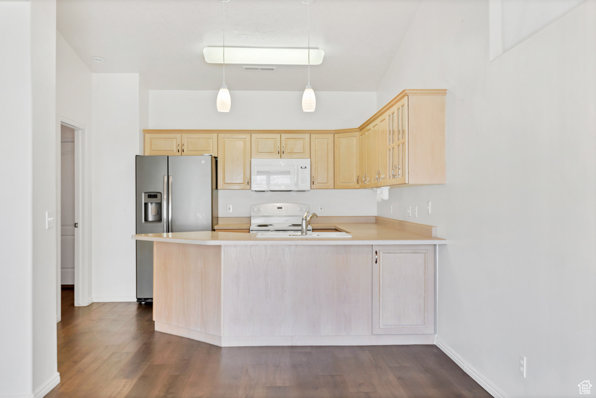 545 E PADRE DR