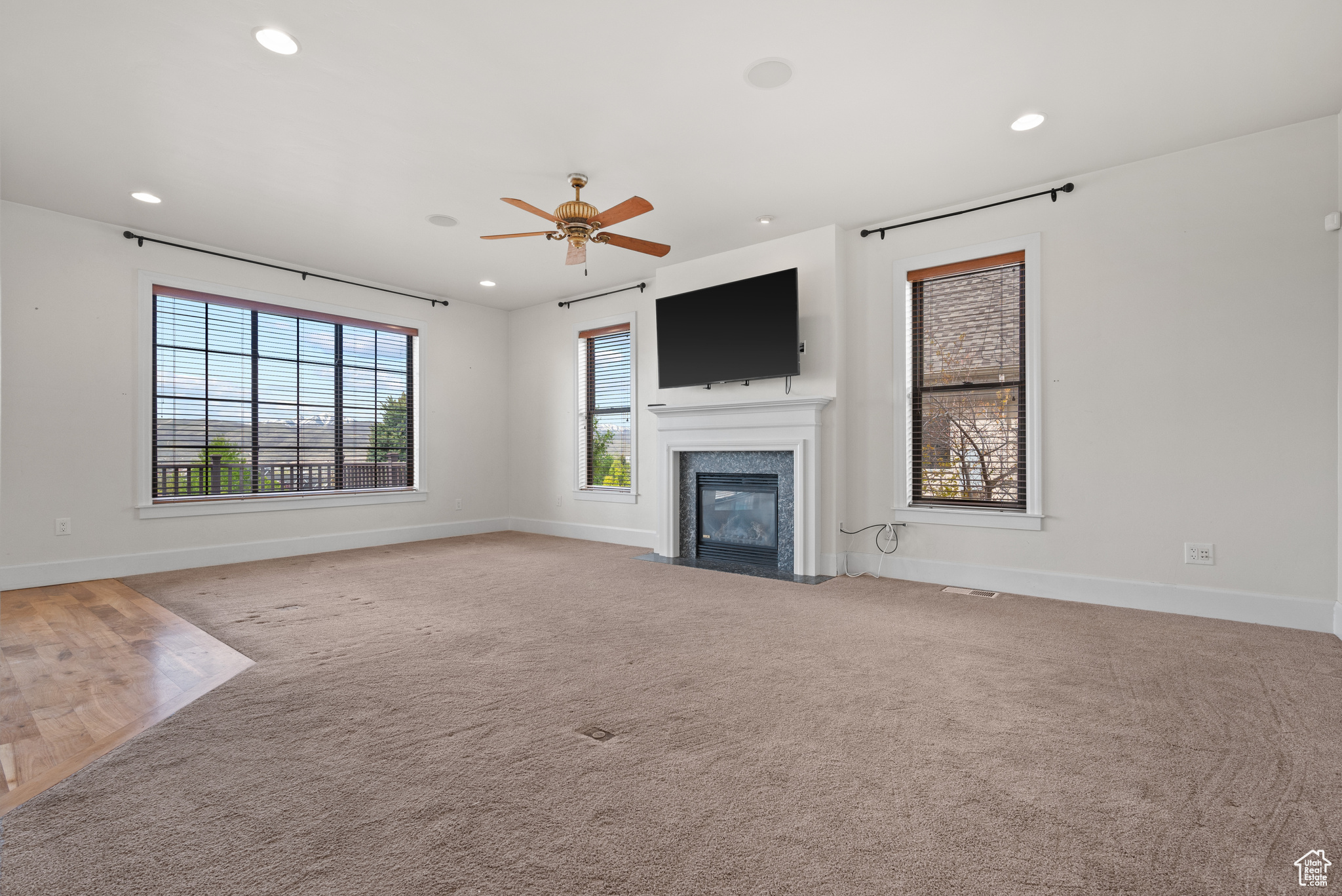 5047 N LARKWOOD LN