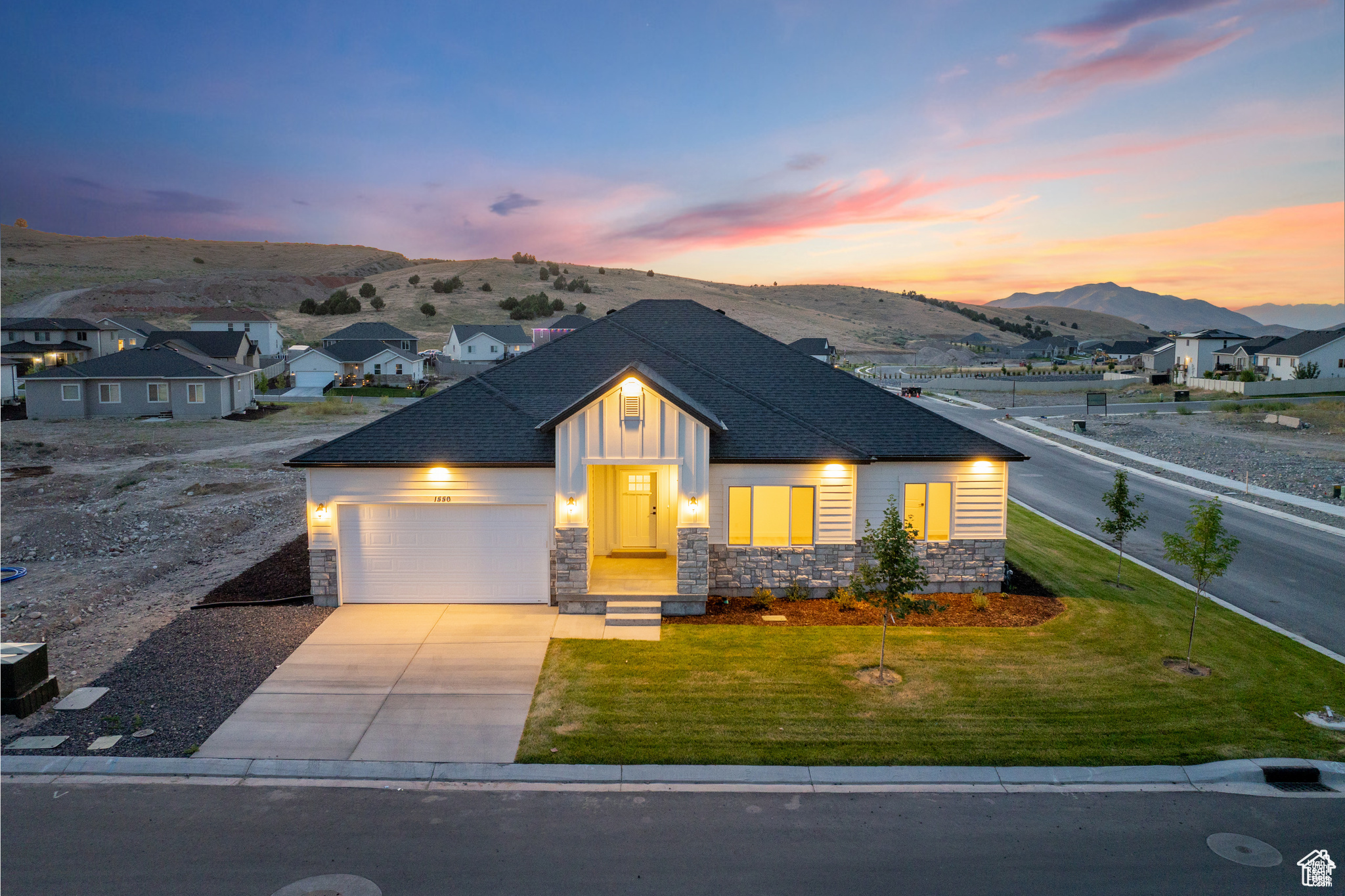2363 E 390 N #07