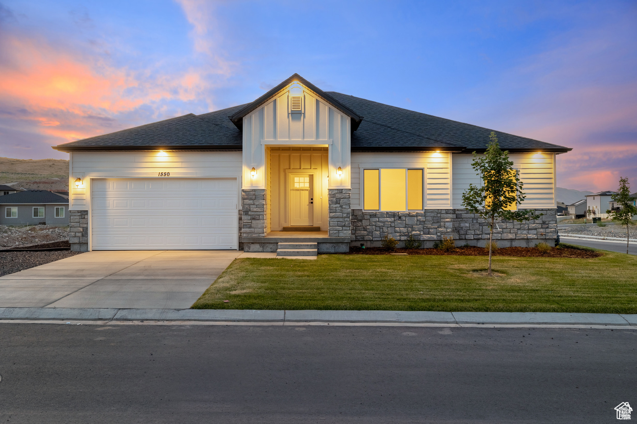 2363 E 390 N #07