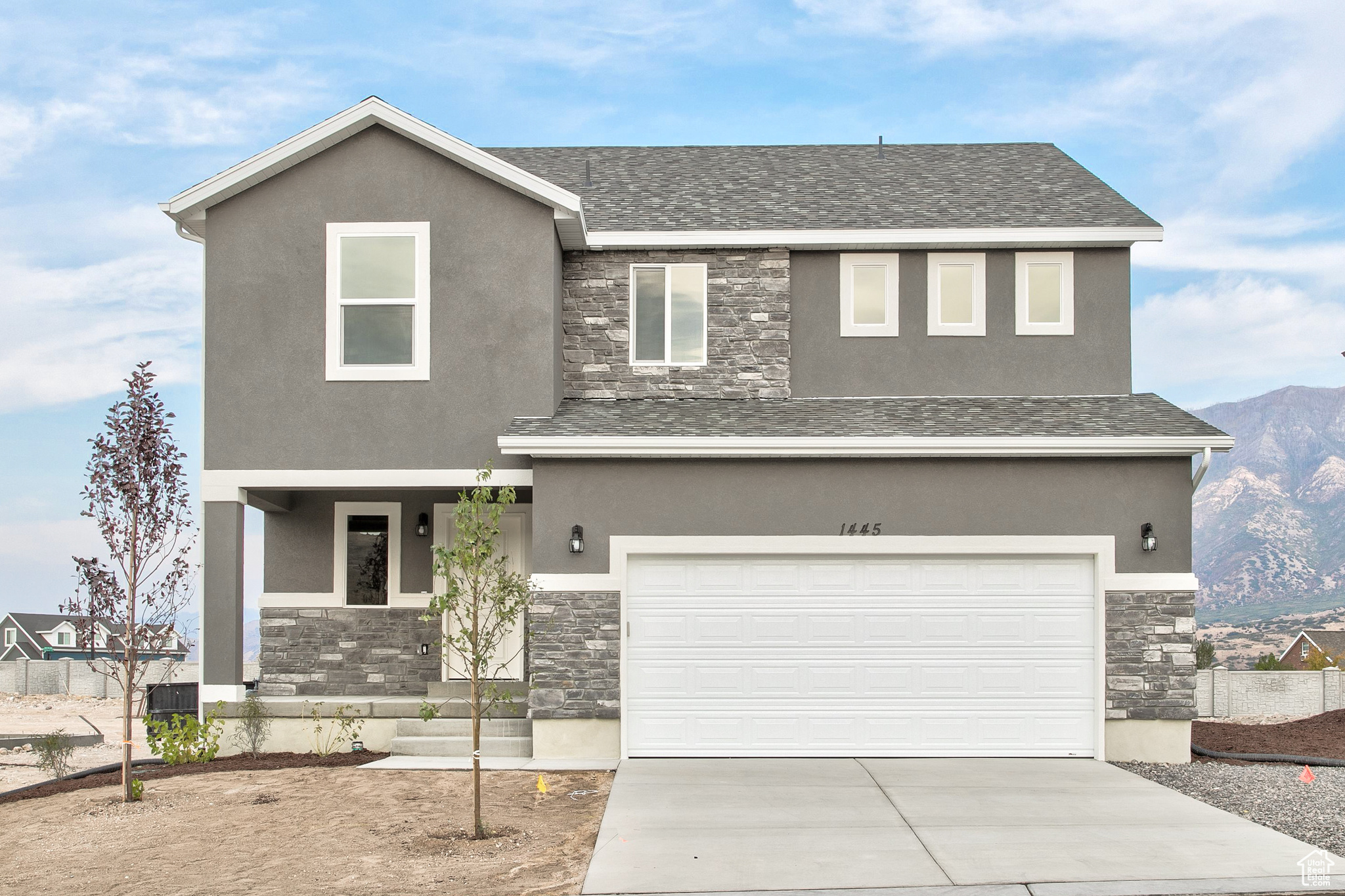 376 N 2350 E #09