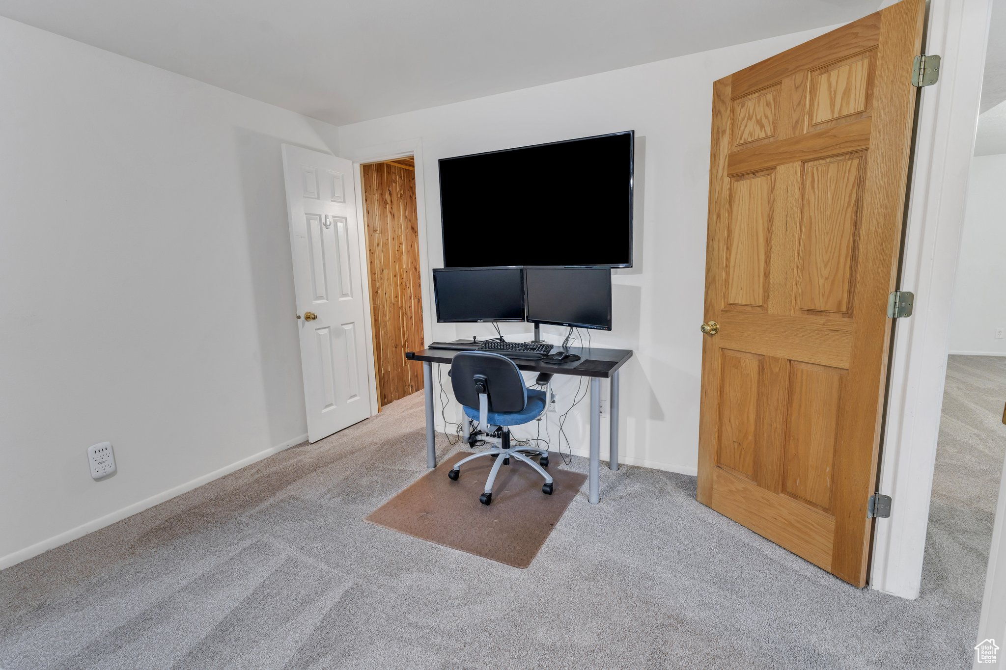 255 E 1230 N