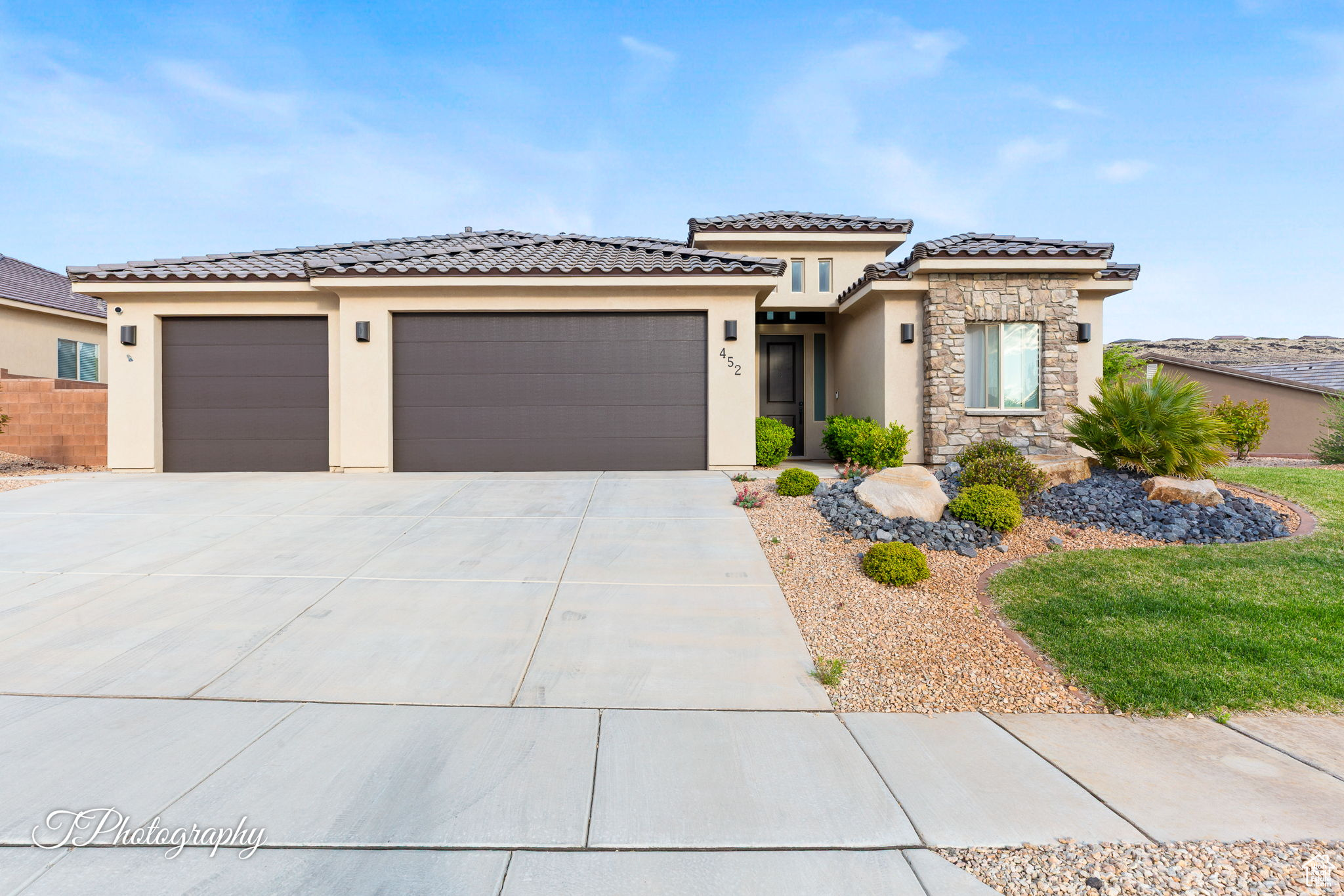 452 N SAGE GROUSE DR
