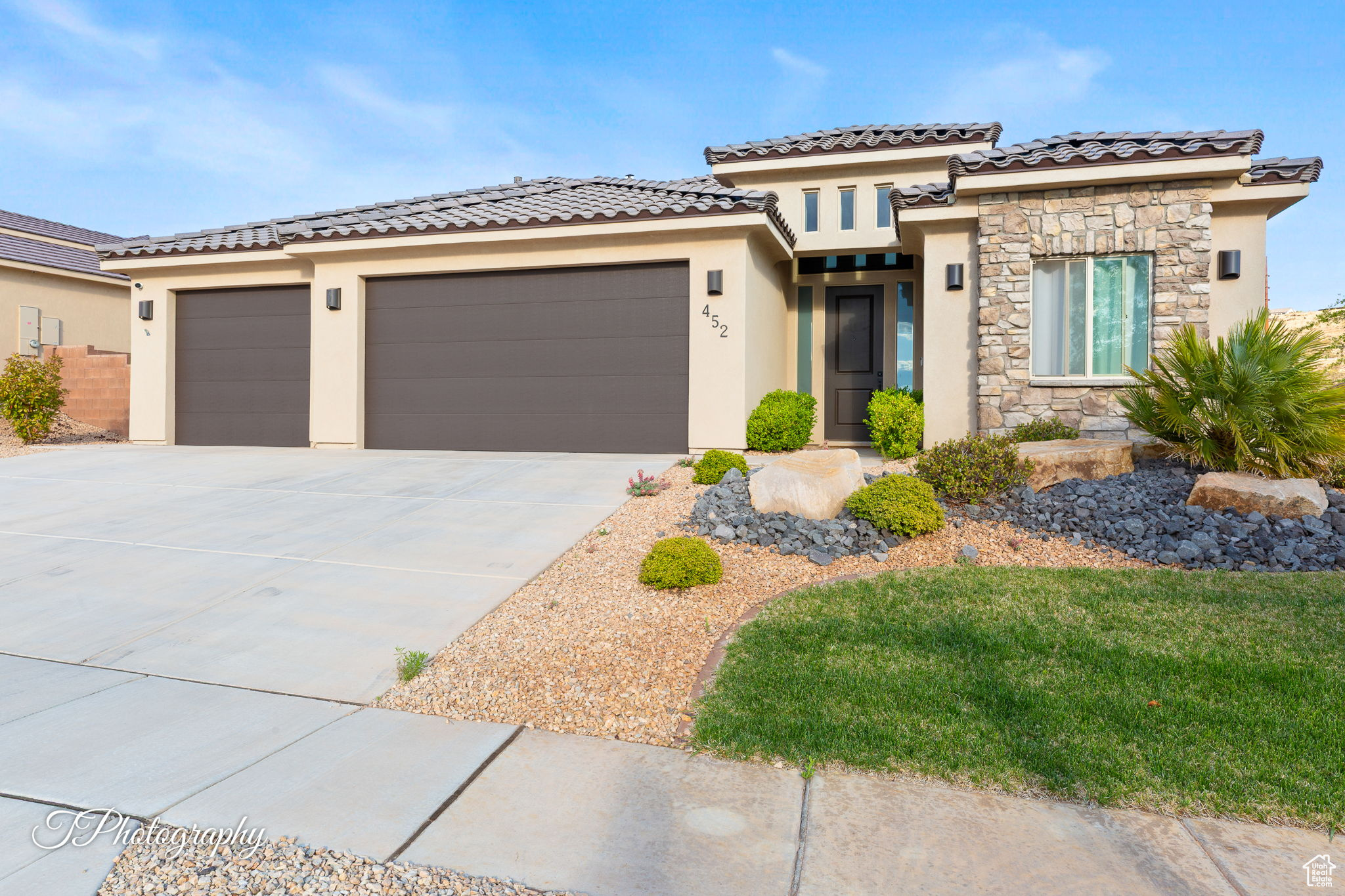 452 N SAGE GROUSE DR