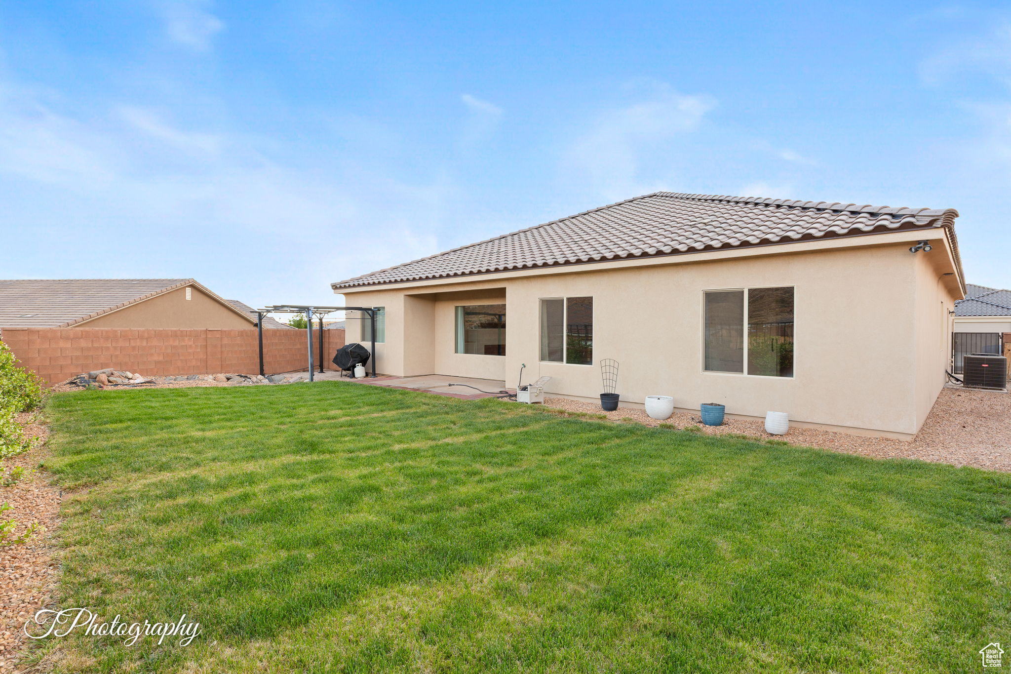 452 N SAGE GROUSE DR