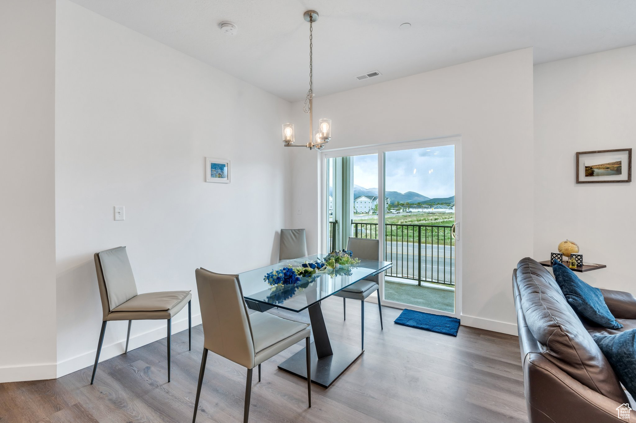 1218 S SAWMILL BLVD #1-106