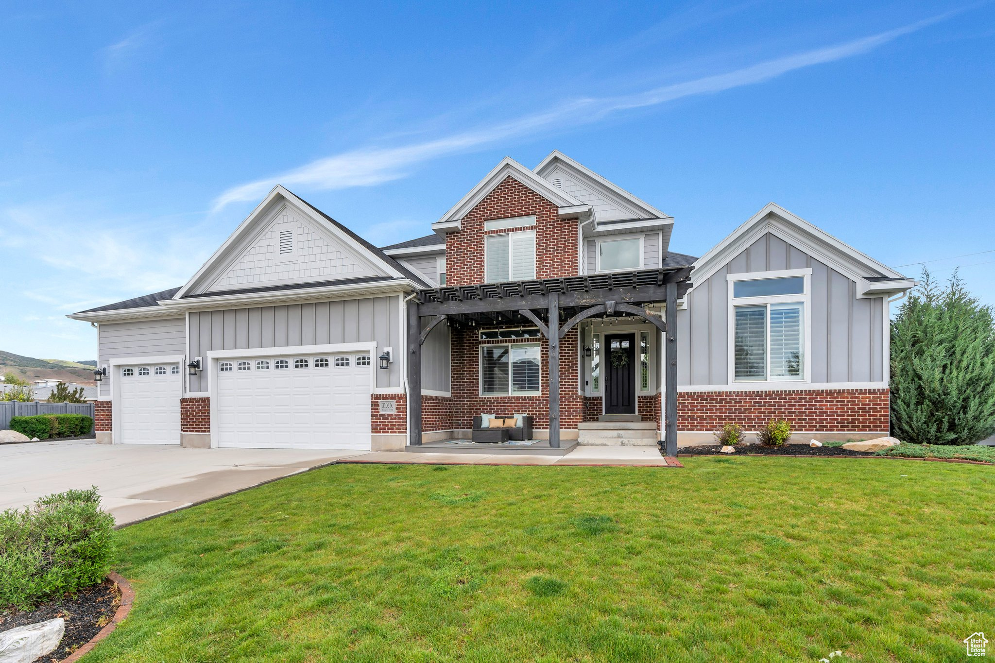 3106 N EAGLE WAY