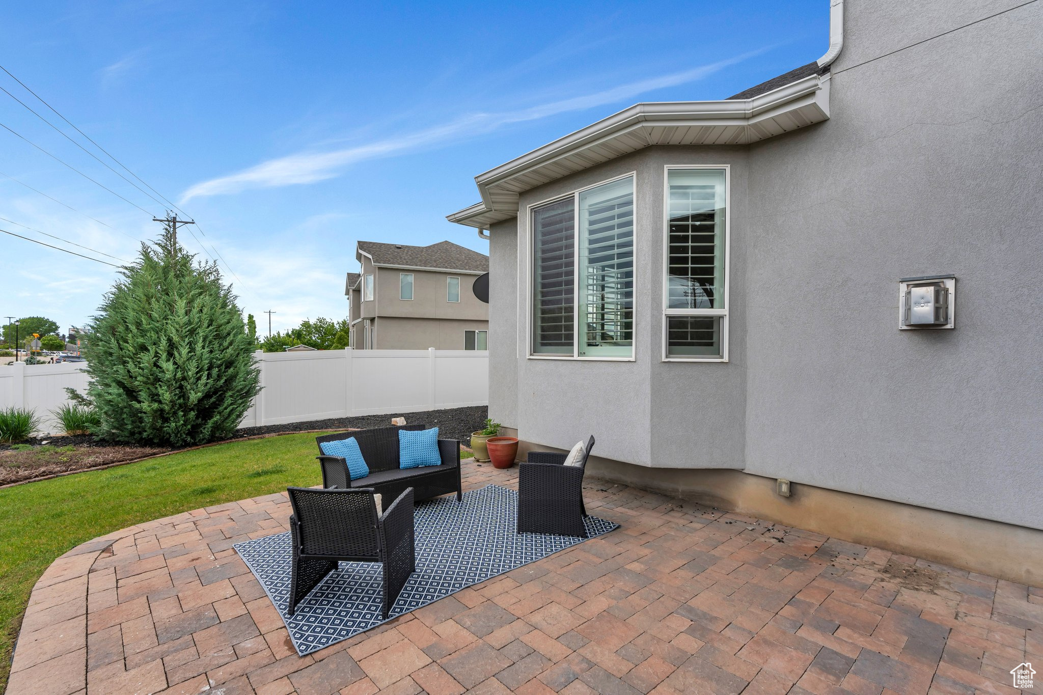 3106 N EAGLE WAY