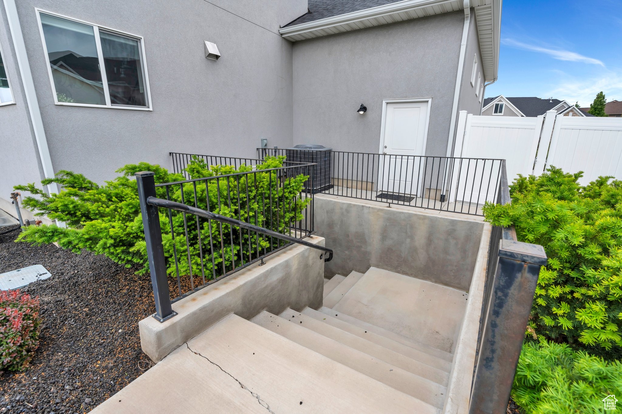 3106 N EAGLE WAY