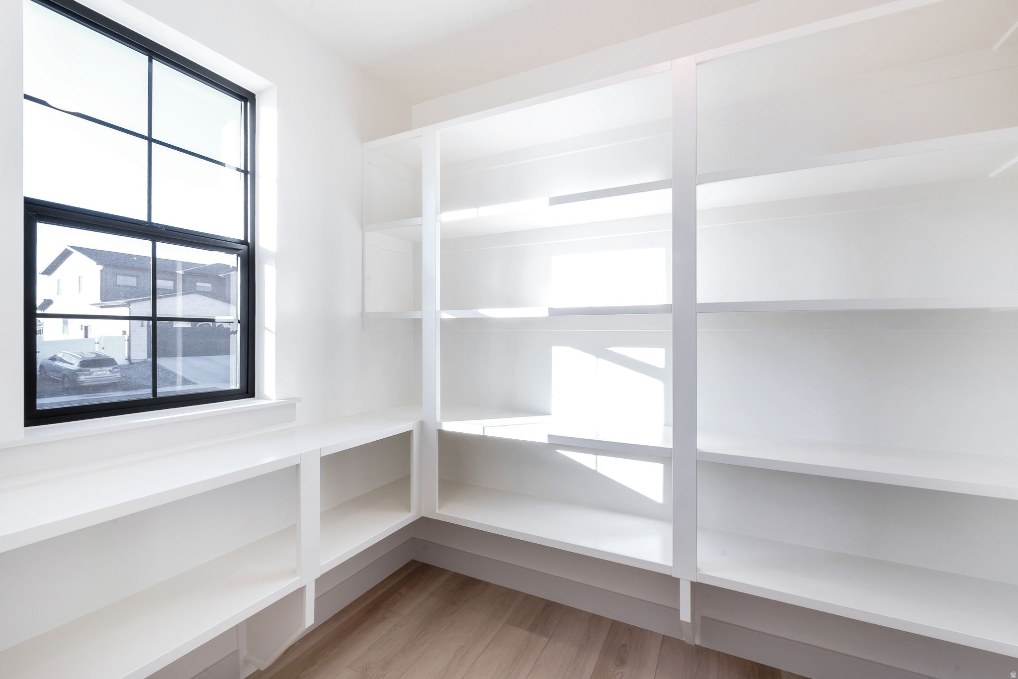 1755 S 1850 W