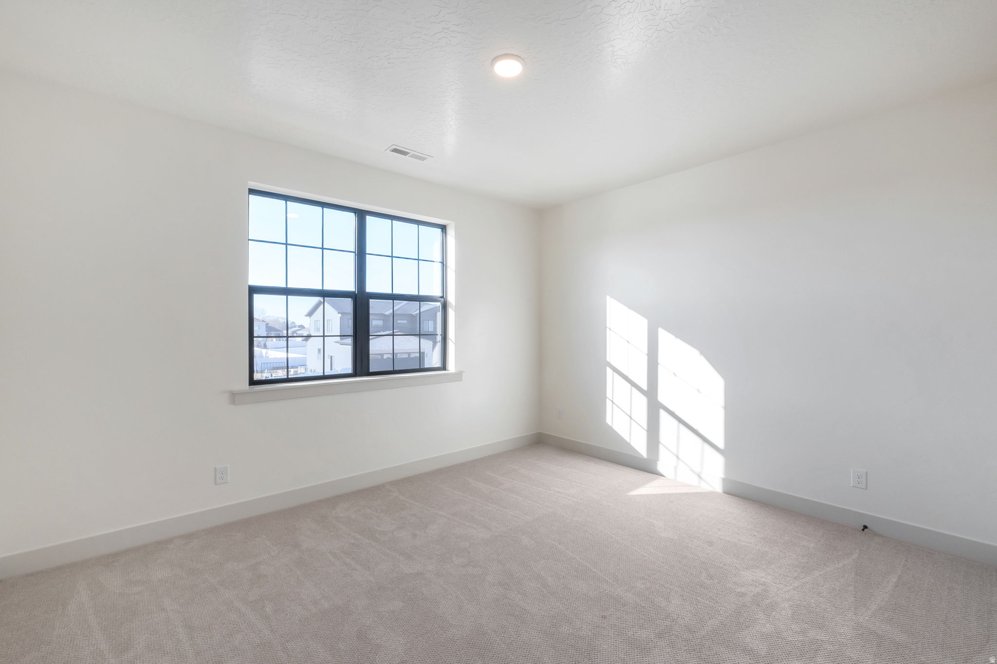 1755 S 1850 W