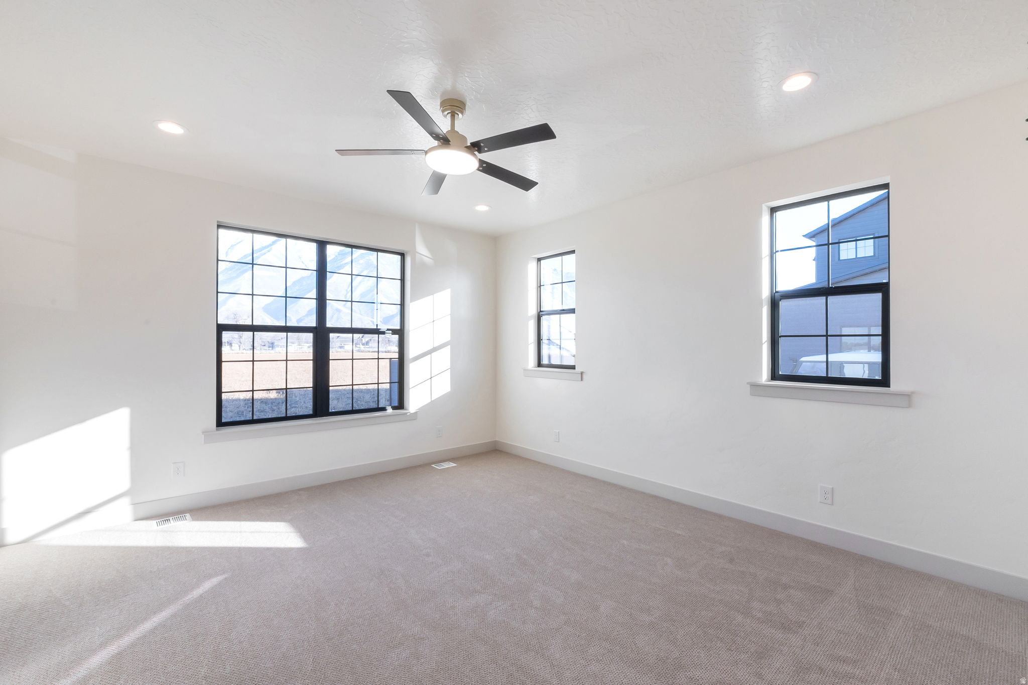 1755 S 1850 W