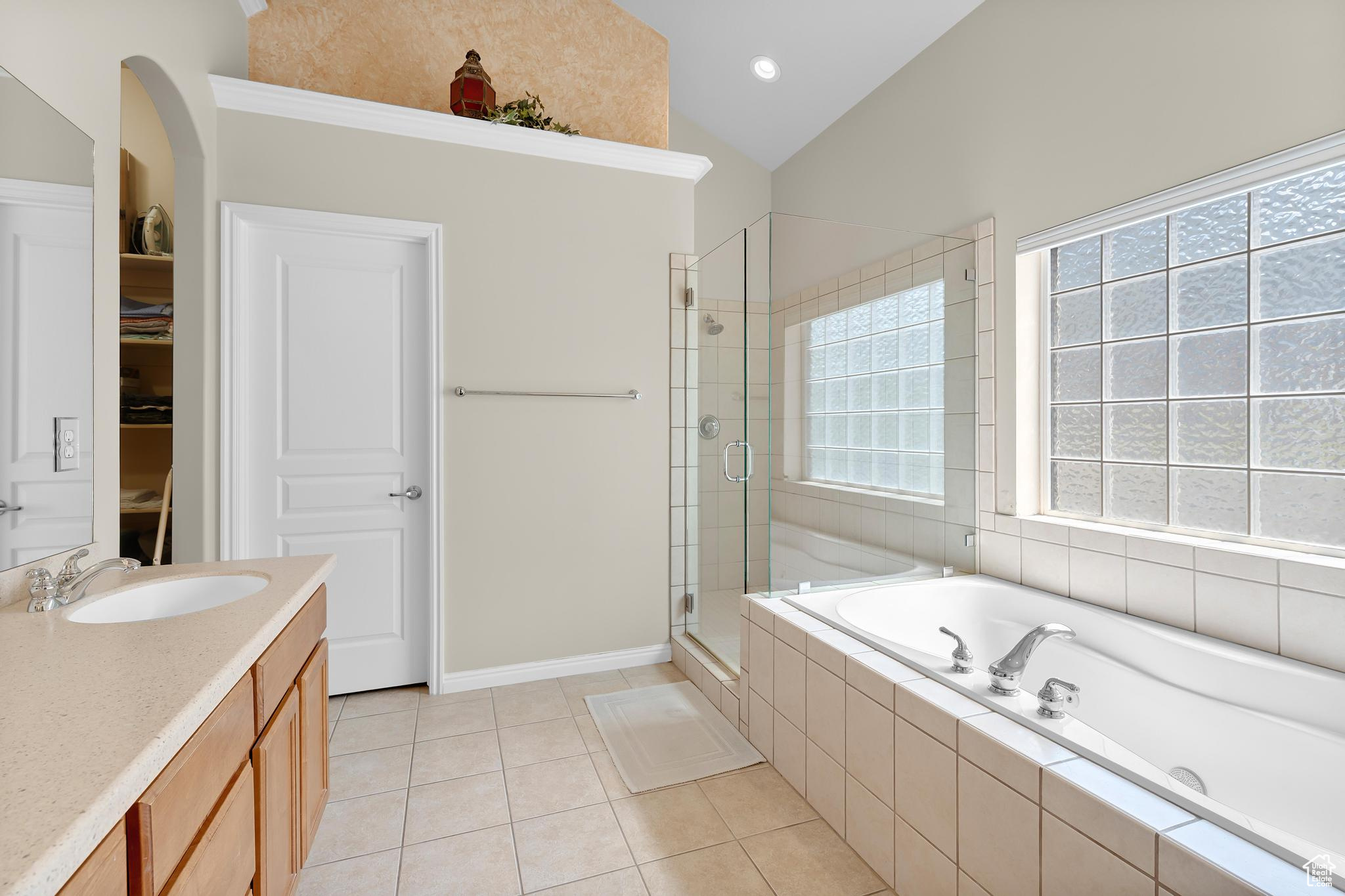 531 W GLENDON WAY