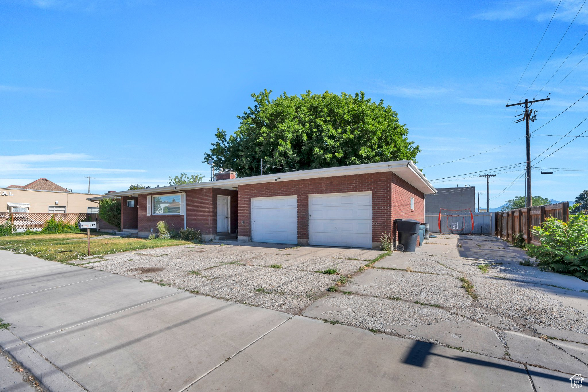 197 E UTAH AVE