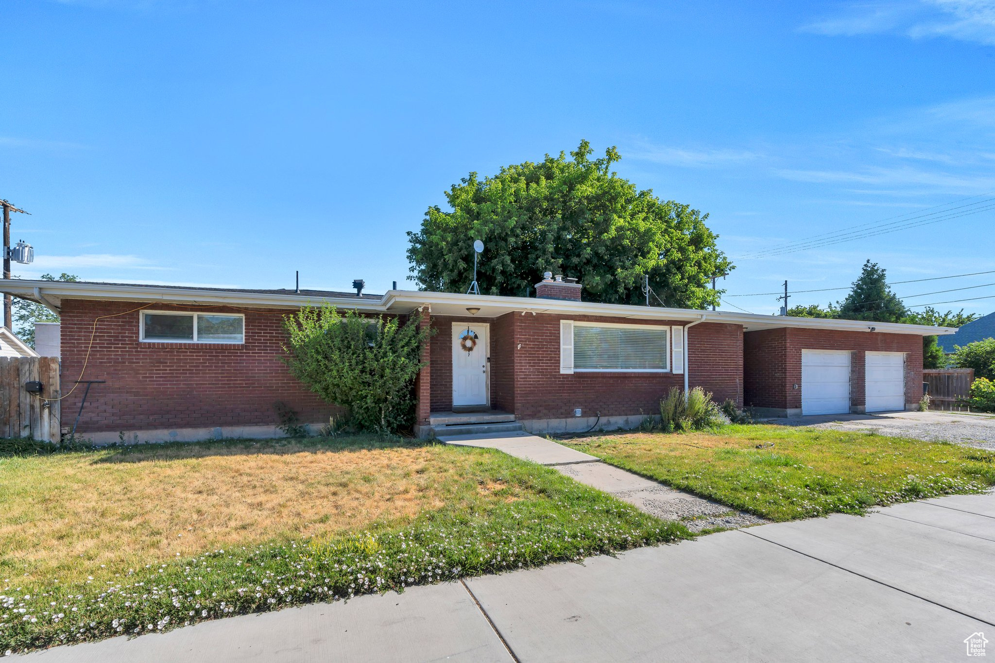197 E UTAH AVE