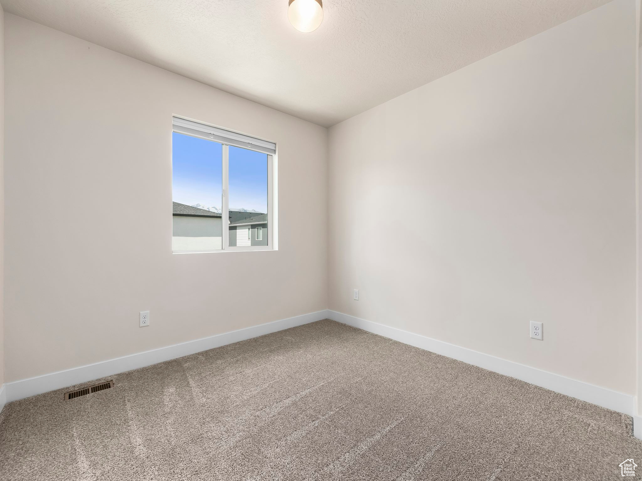 1031 W 360 S