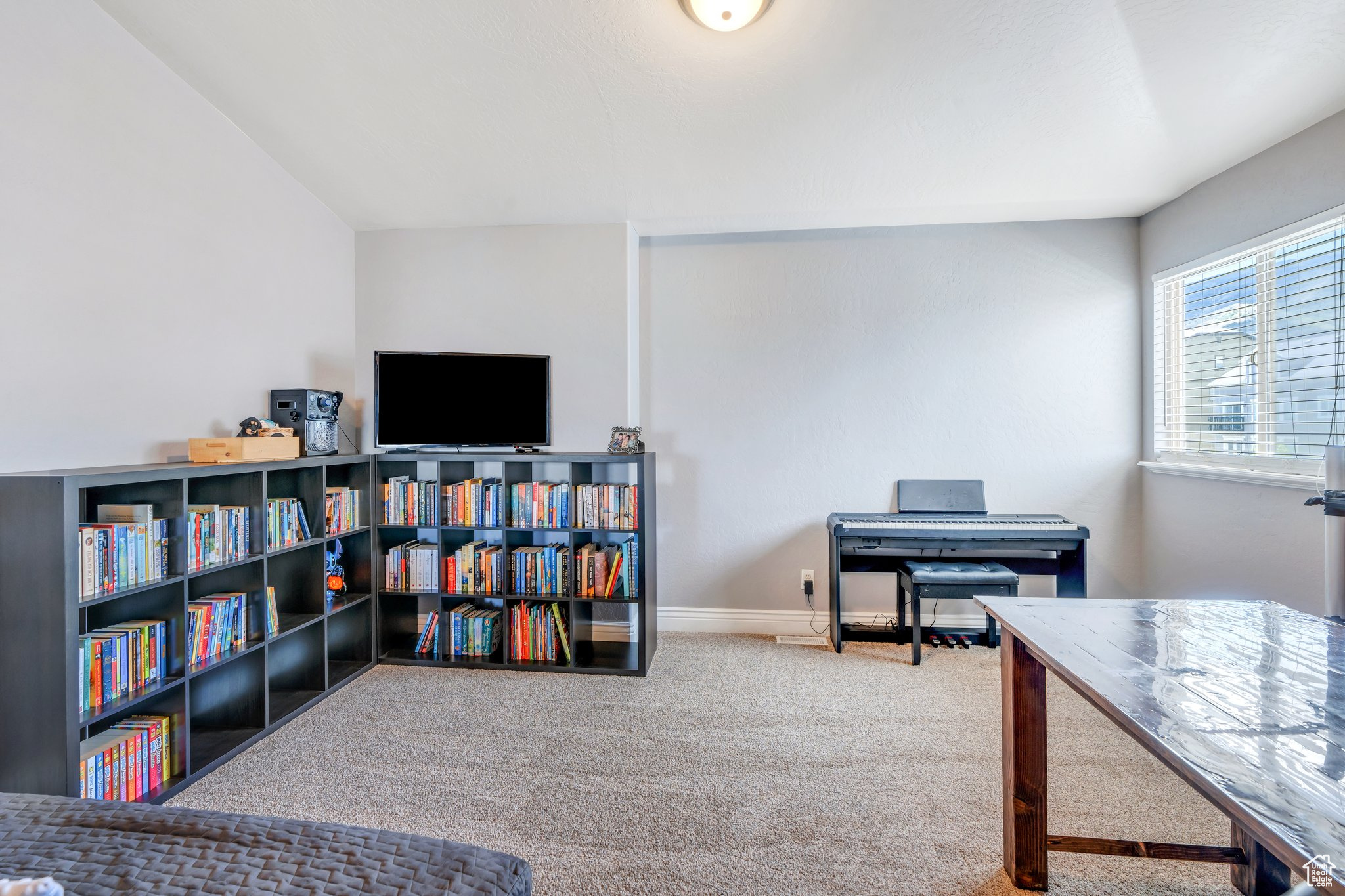 414 W KIT FOX DR