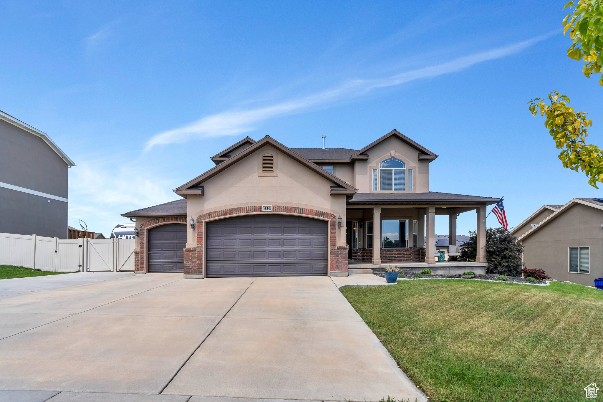 414 W KIT FOX DR