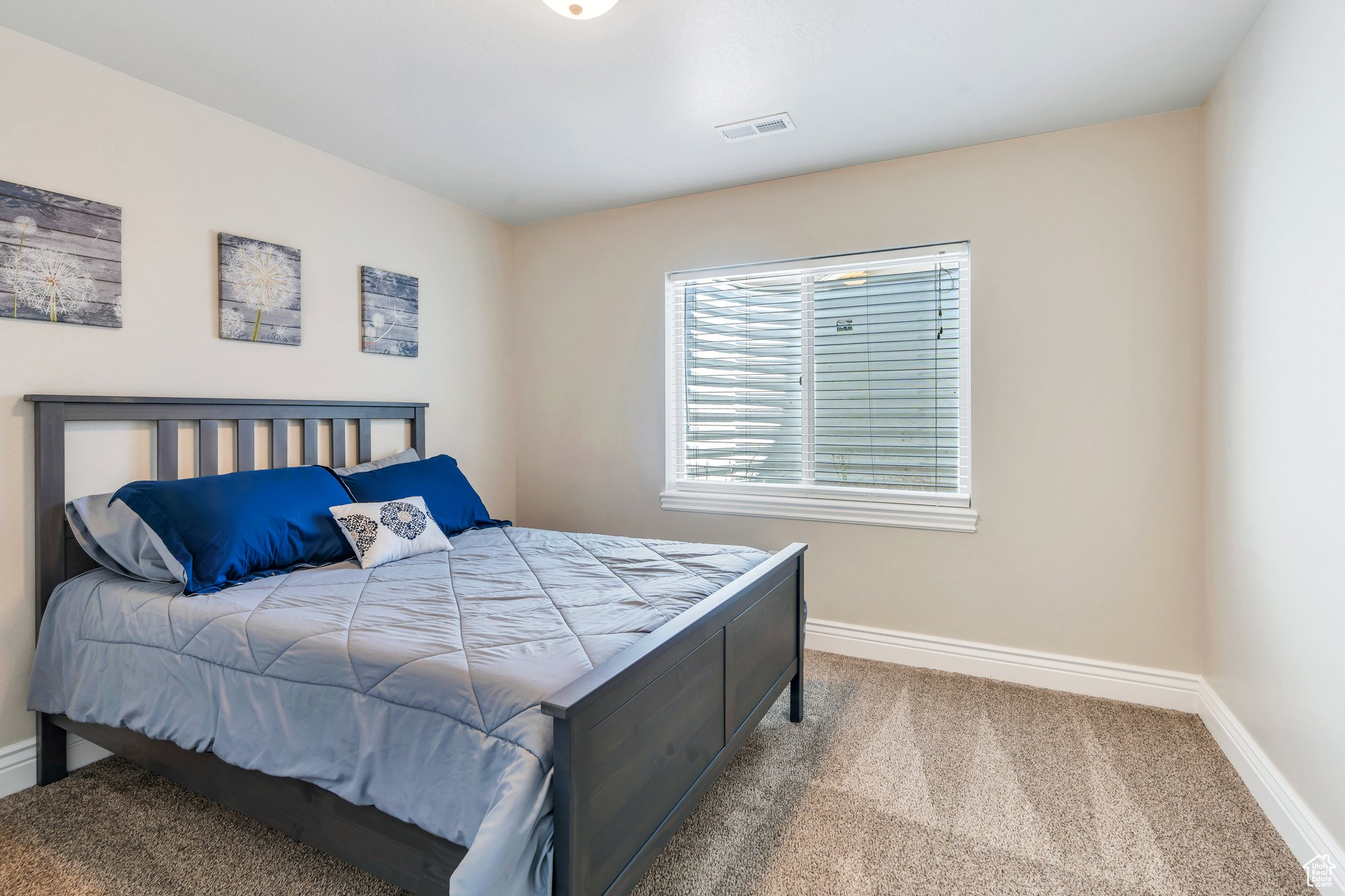 414 W KIT FOX DR