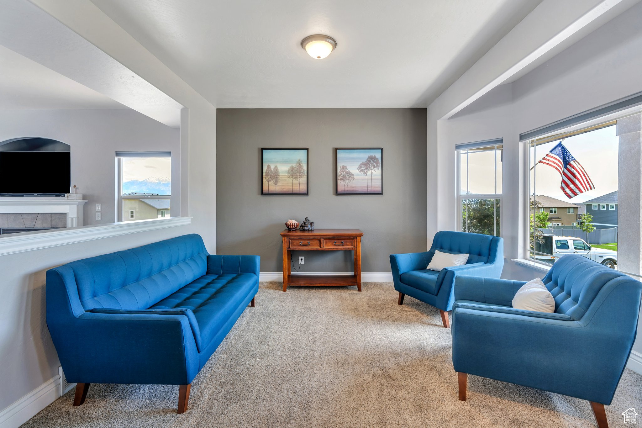 414 W KIT FOX DR