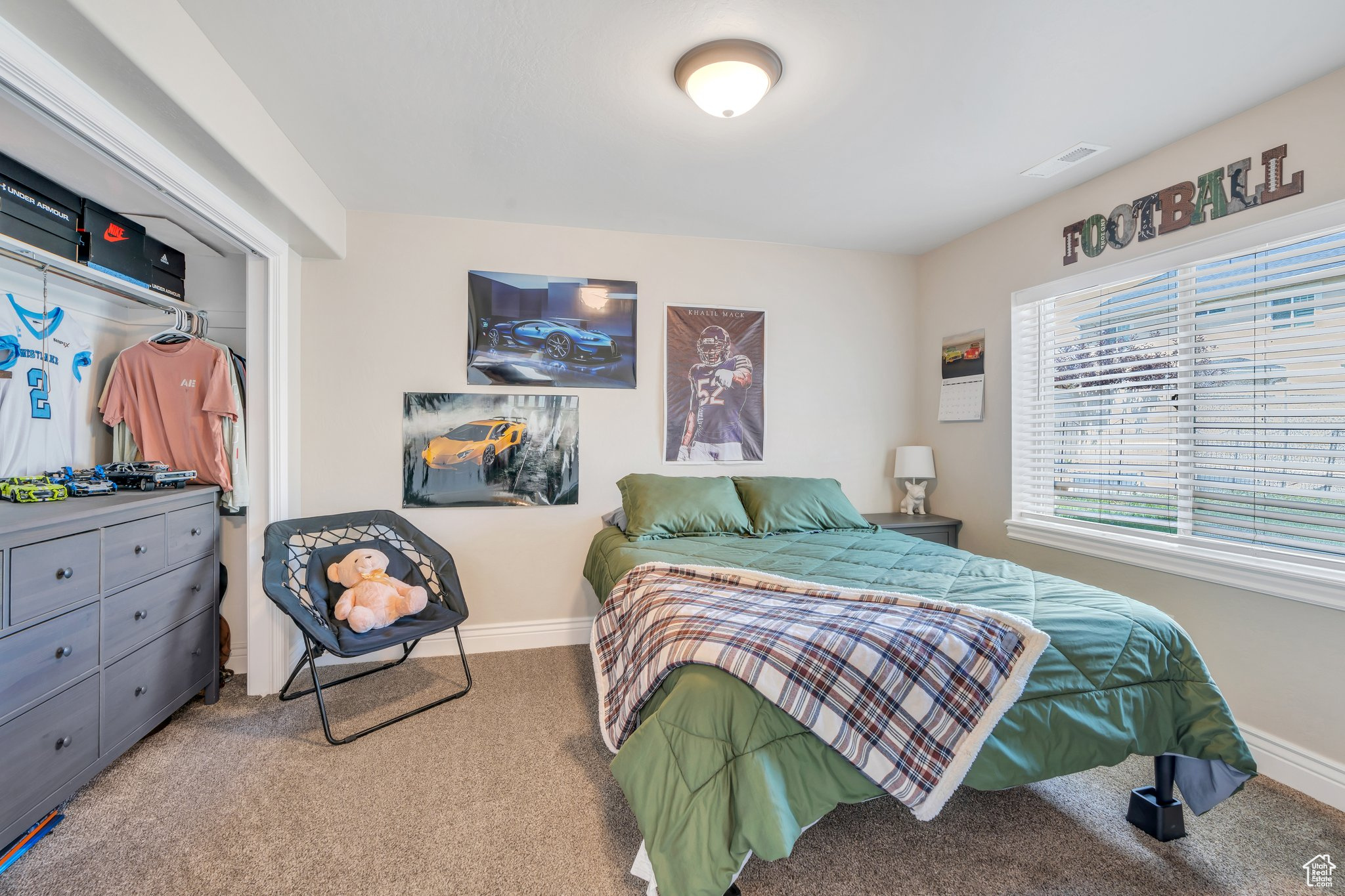 414 W KIT FOX DR