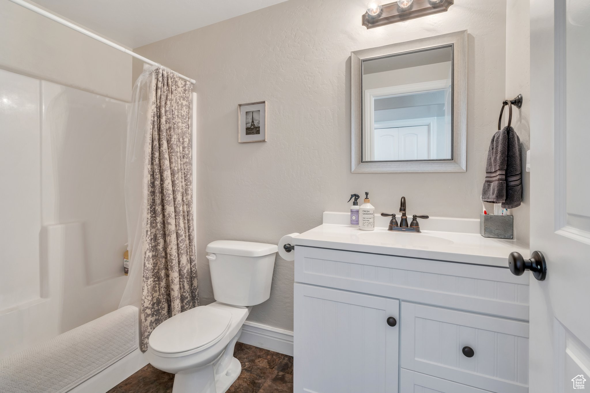 414 W KIT FOX DR