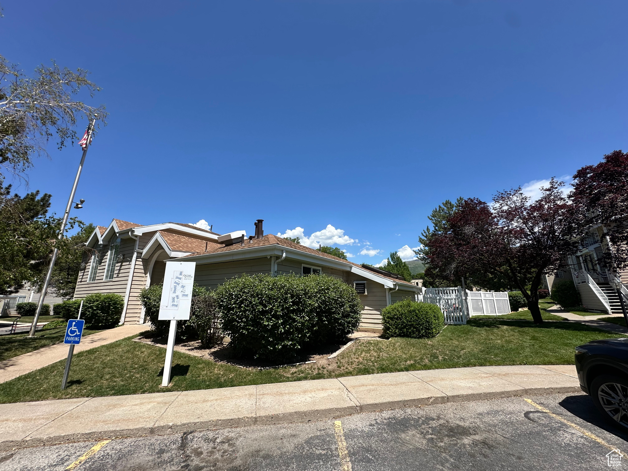 650 S MAIN ST #6104